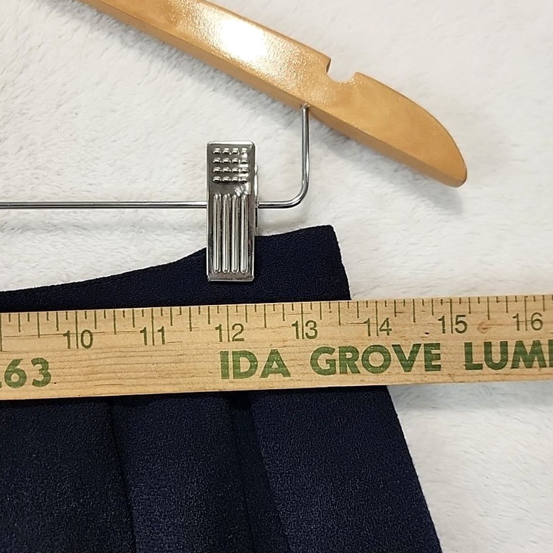 Vintage VINTAGE Unbranded Wool Women's Skirt 6P Pencil Knee-Length Dark Navy High Rise Lined Retro Y2K Mens Womens Girls Girls Size 28" / US 6 / IT 42 - 5 Thumbnail