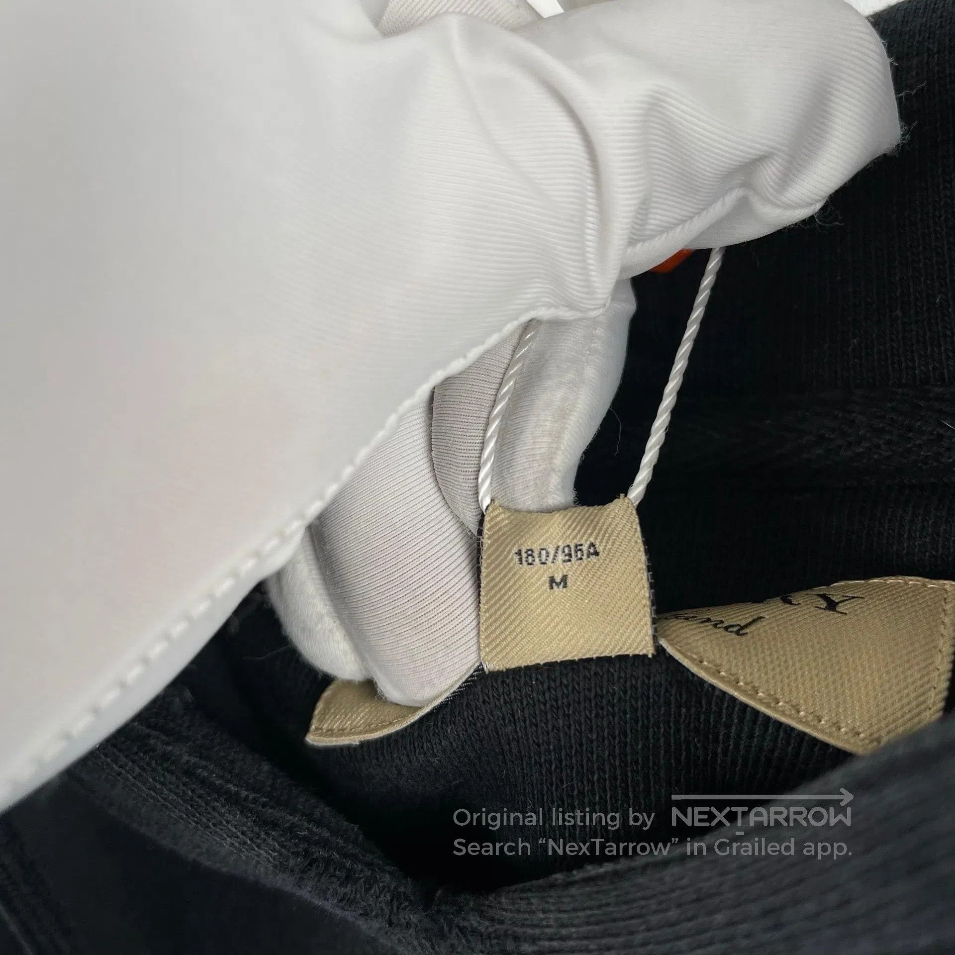 Burberry Burberry Black Front Horse Hooded Sweatshirt Size M| Size US M / EU 48-50 / 2 - 9 Thumbnail