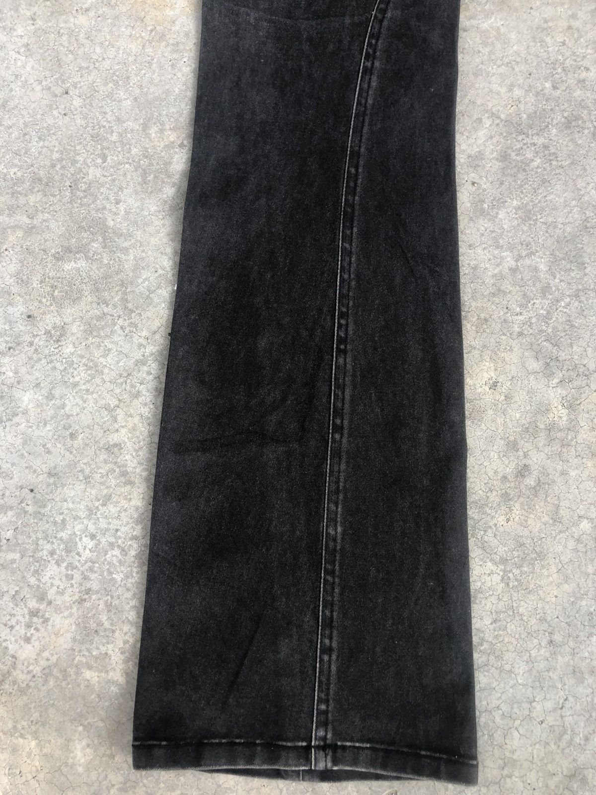 Lee Japanese Lee Flared Jeans Distressed Jeans Suede Size US 32 / EU 48 - 11 Thumbnail