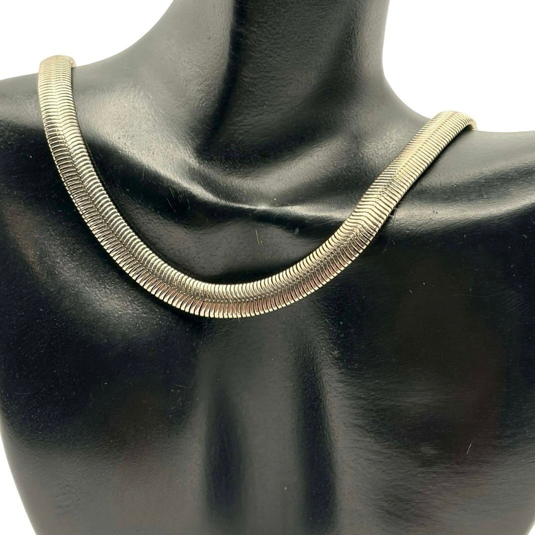 Other 90s Silver Herringbone Chain Necklace Size ONE SIZE - 1 Thumbnail