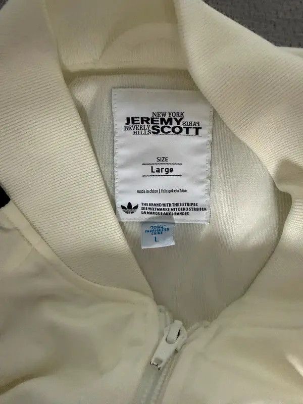 Adidas × Jeremy Scott Adidas x Jeremy scott music note tracksuit Size US L / EU 52-54 / 3 - 6 Thumbnail