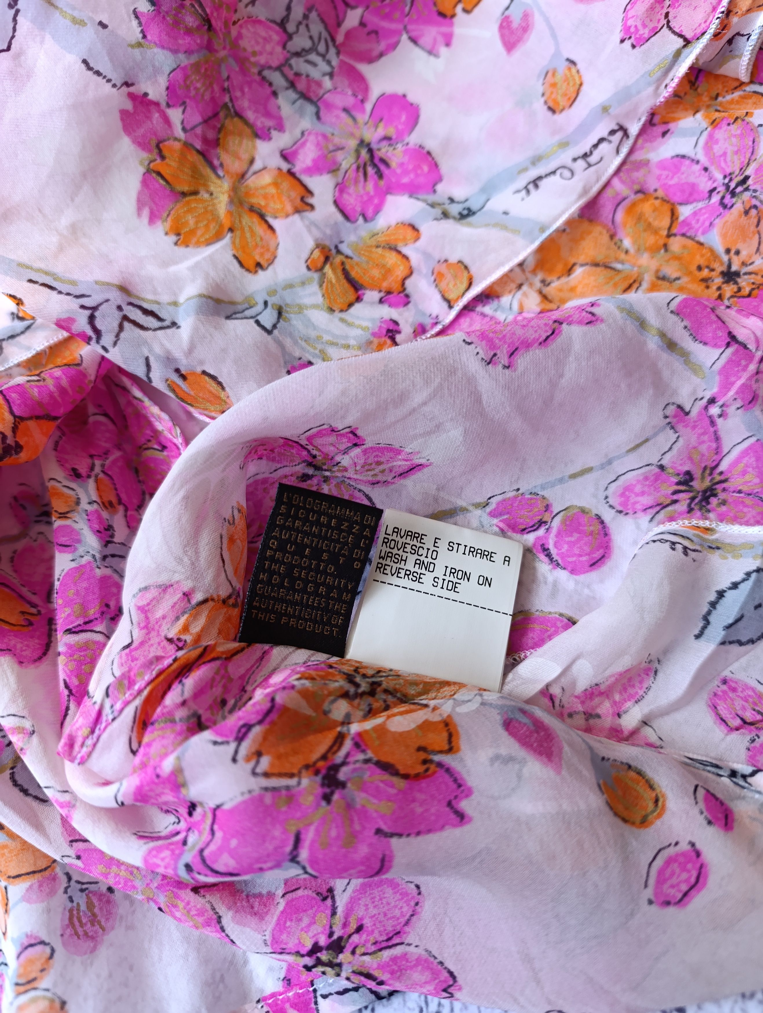 Roberto Cavalli ROBERTO CAVALLI VINTAGE SILK BLOUSE WITH FLOWERS PRINT Size S / US 4 / IT 40 - 11 Thumbnail