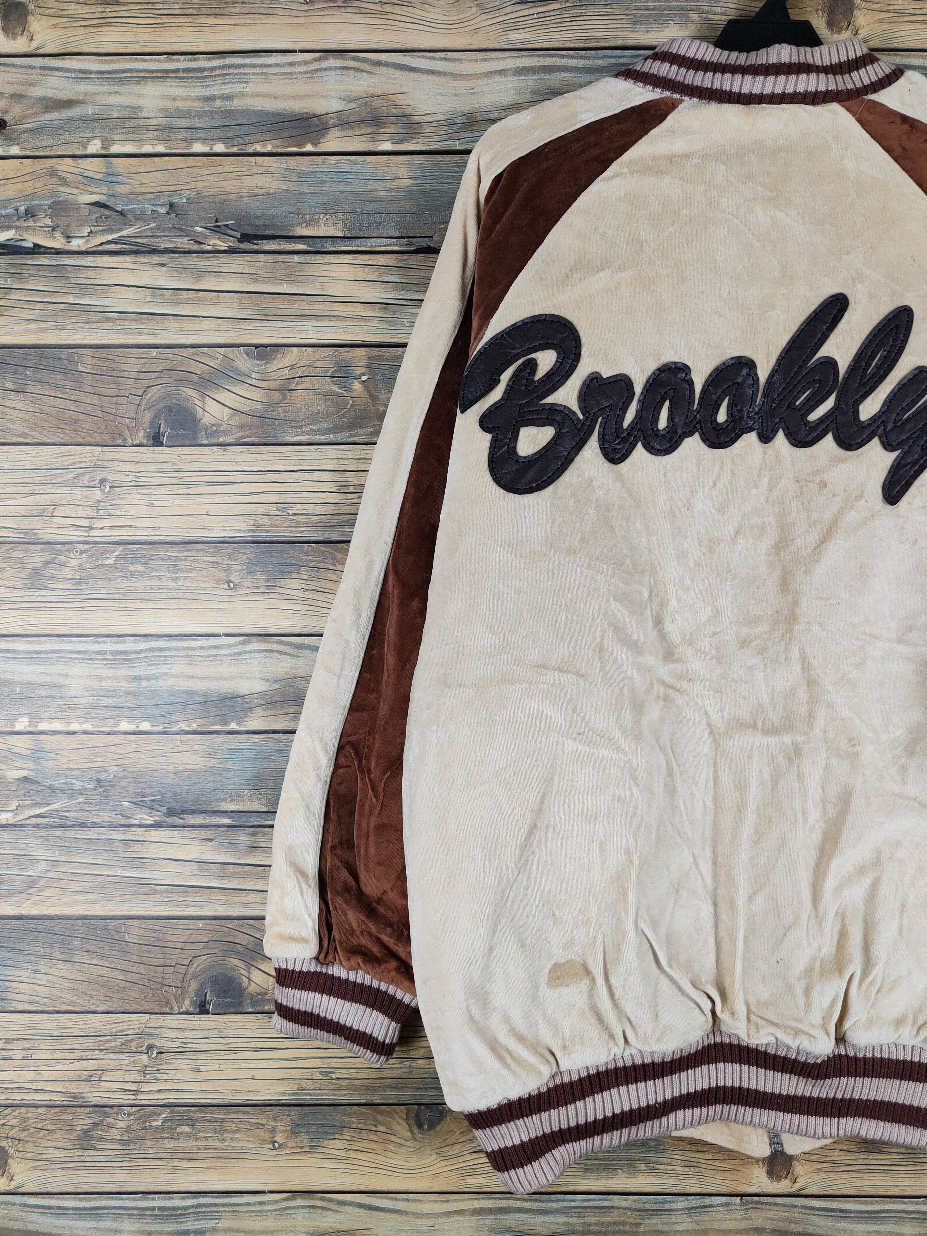 Japanese Brand Excursion Brown Brooklyn Sweaters #W1929 Size US L / EU 52-54 / 3 - 9 Thumbnail