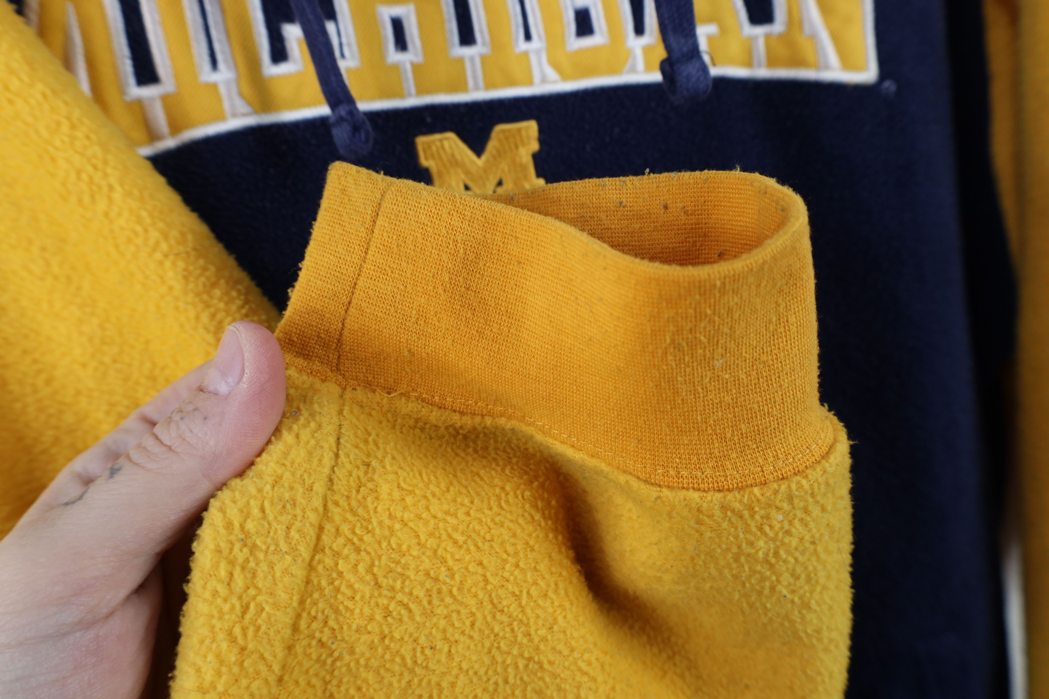 Vintage Vintage University of Michigan Fleece Hoodie Sweatshirt Size US XL / EU 56 / 4 - 7 Thumbnail
