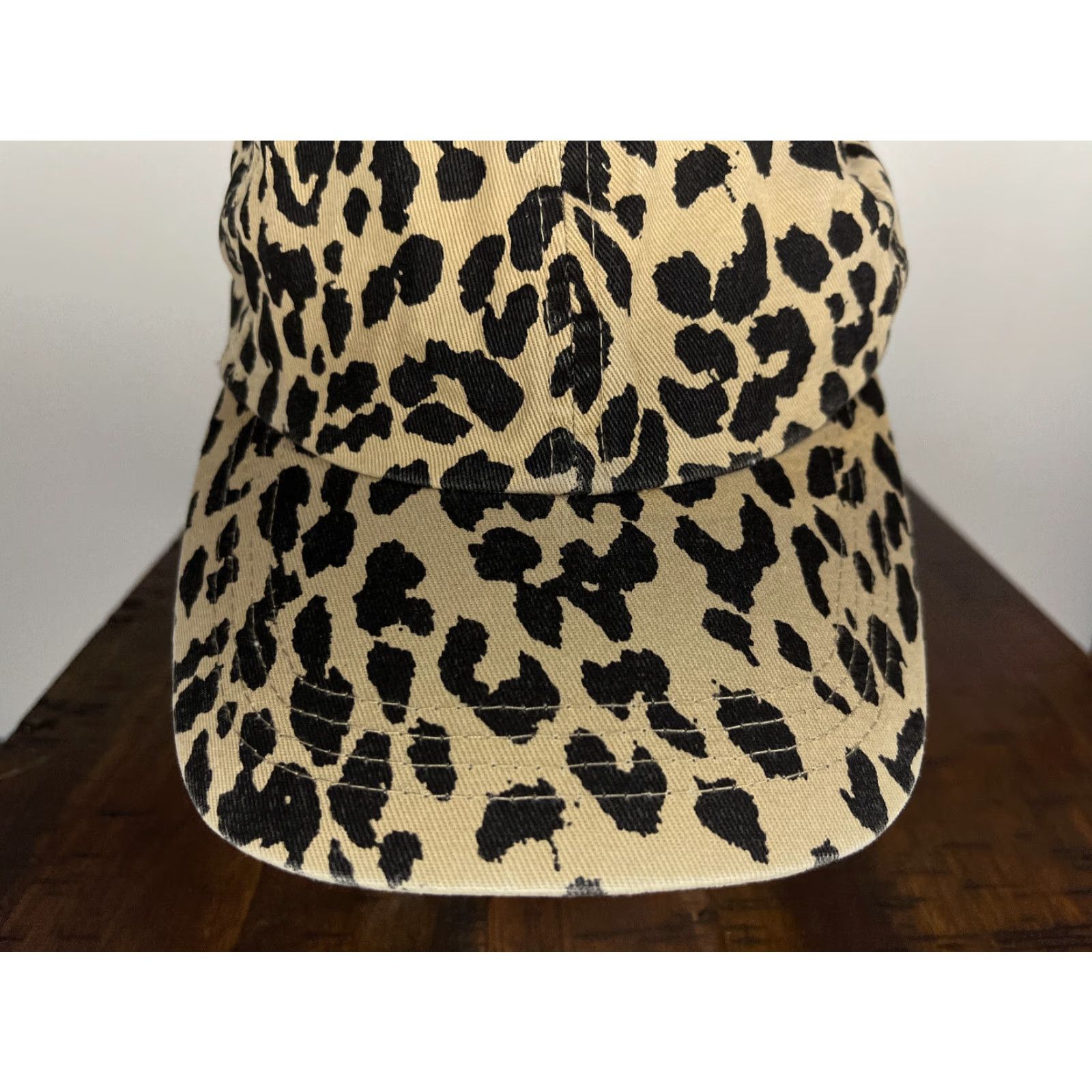 Vintage VINTAGE David and Young Baseball Cap Hat Adjustable Adult One Size Beanie Beige Leopard Print Cotton Outdoor 90s Women Size ONE SIZE - 3 Thumbnail