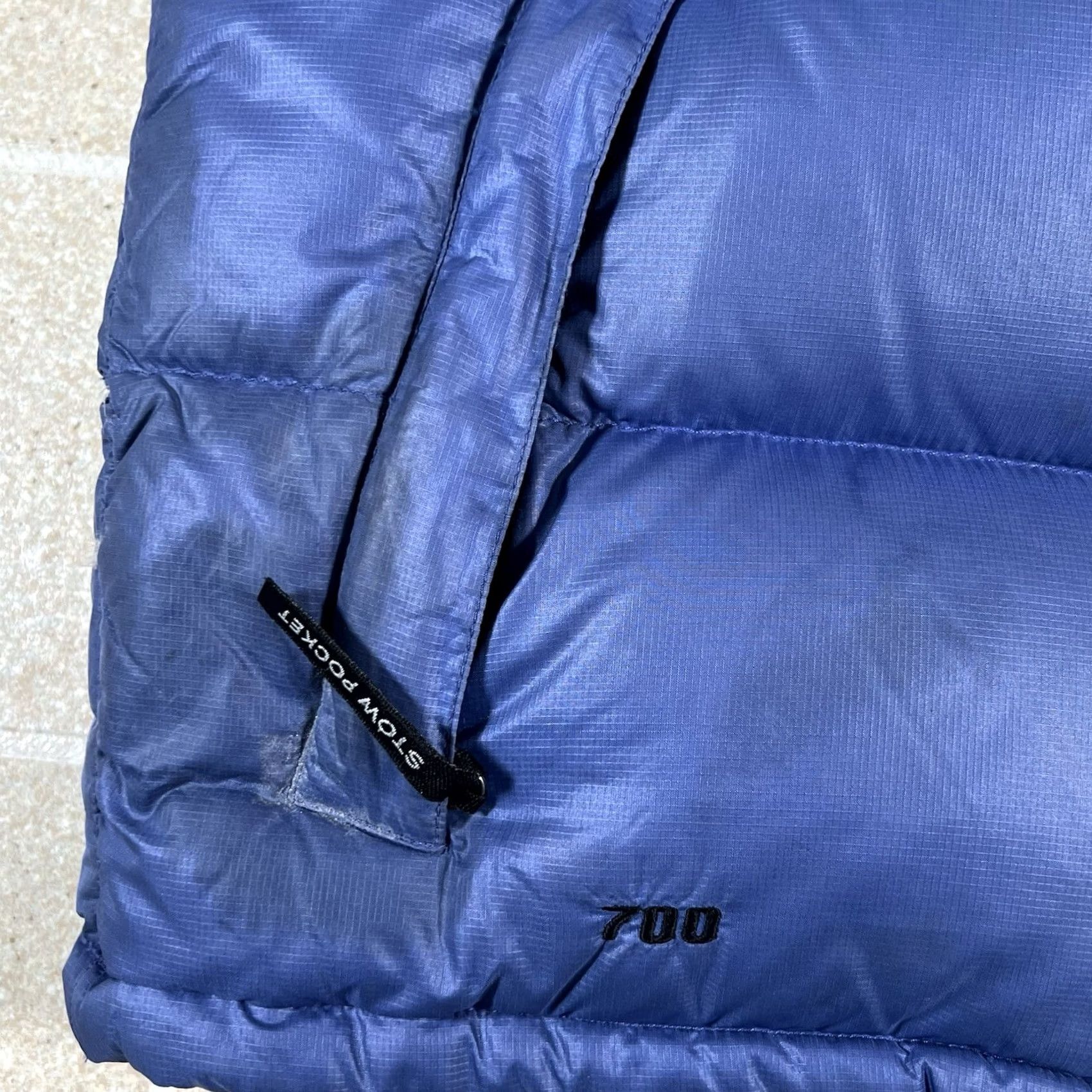 The North Face The North Face 700 Down Puffer Vest Women Small Blue Full Zip Packable Hood Vest Size S / US 4 / IT 40 - 2 Thumbnail