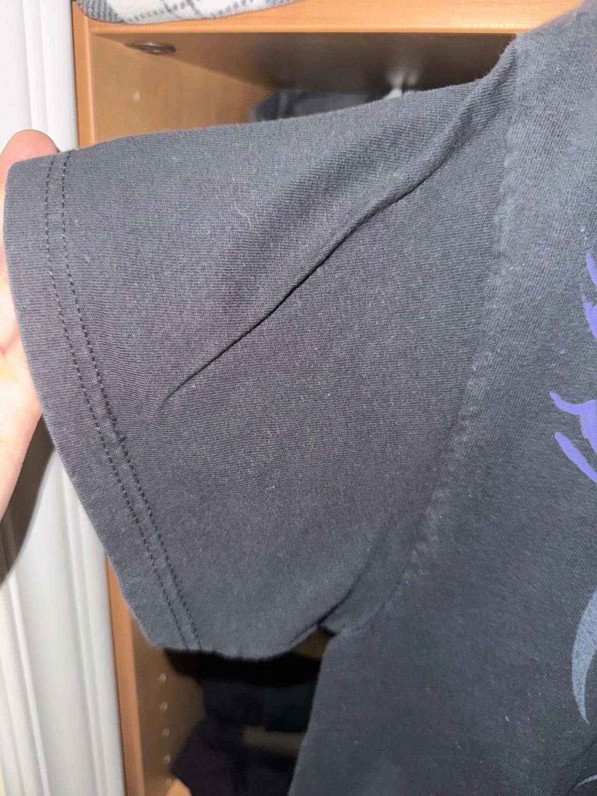 Designer MMA Elite Style Purple Grunge Cross And Skull Tee Y2K Sz L Size US L / EU 52-54 / 3 - 3 Thumbnail