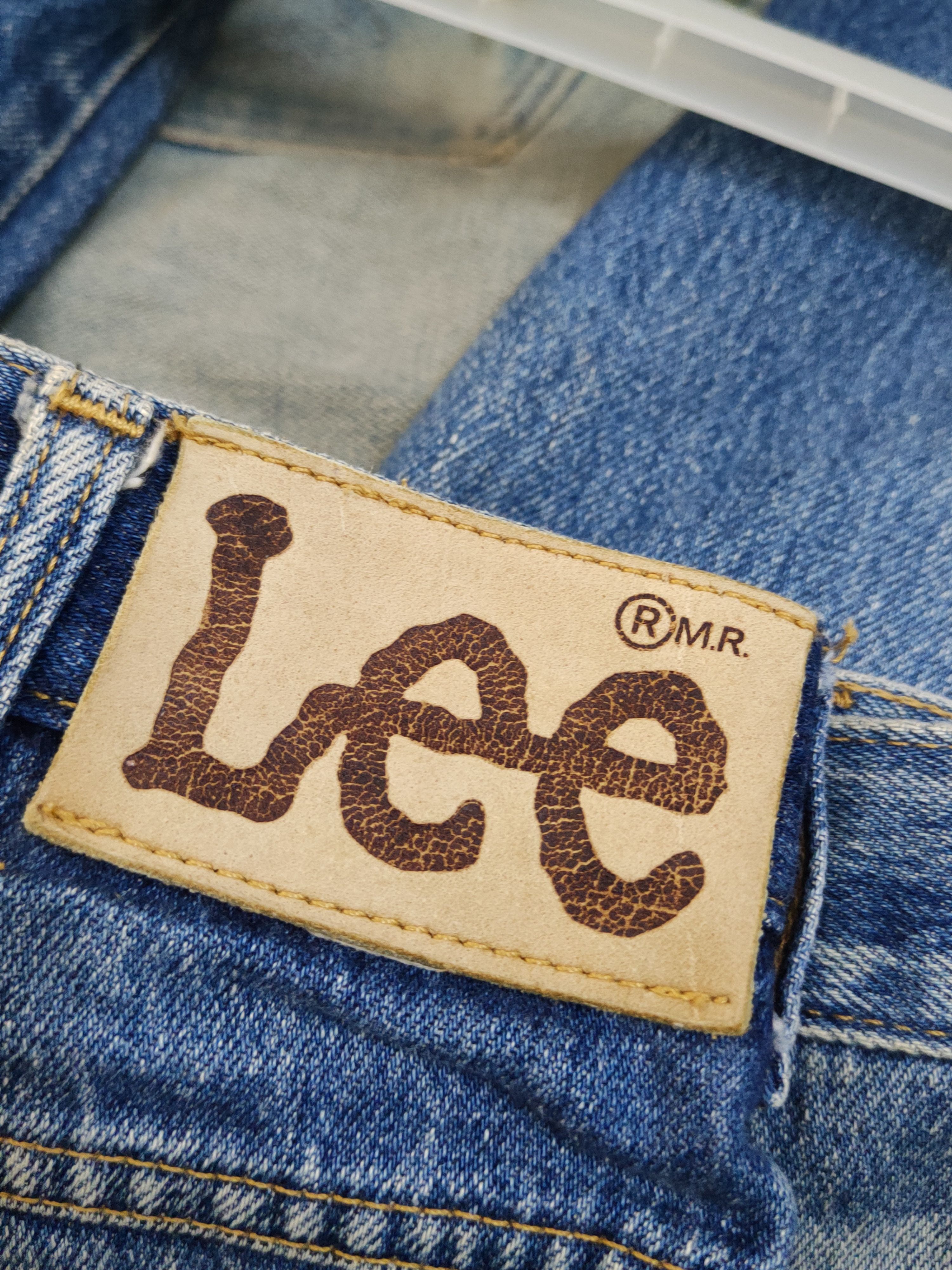 Lee Lee Blue Distressed Ripped vintage denim Jeans #W1497 Size US 29 - 13 Thumbnail
