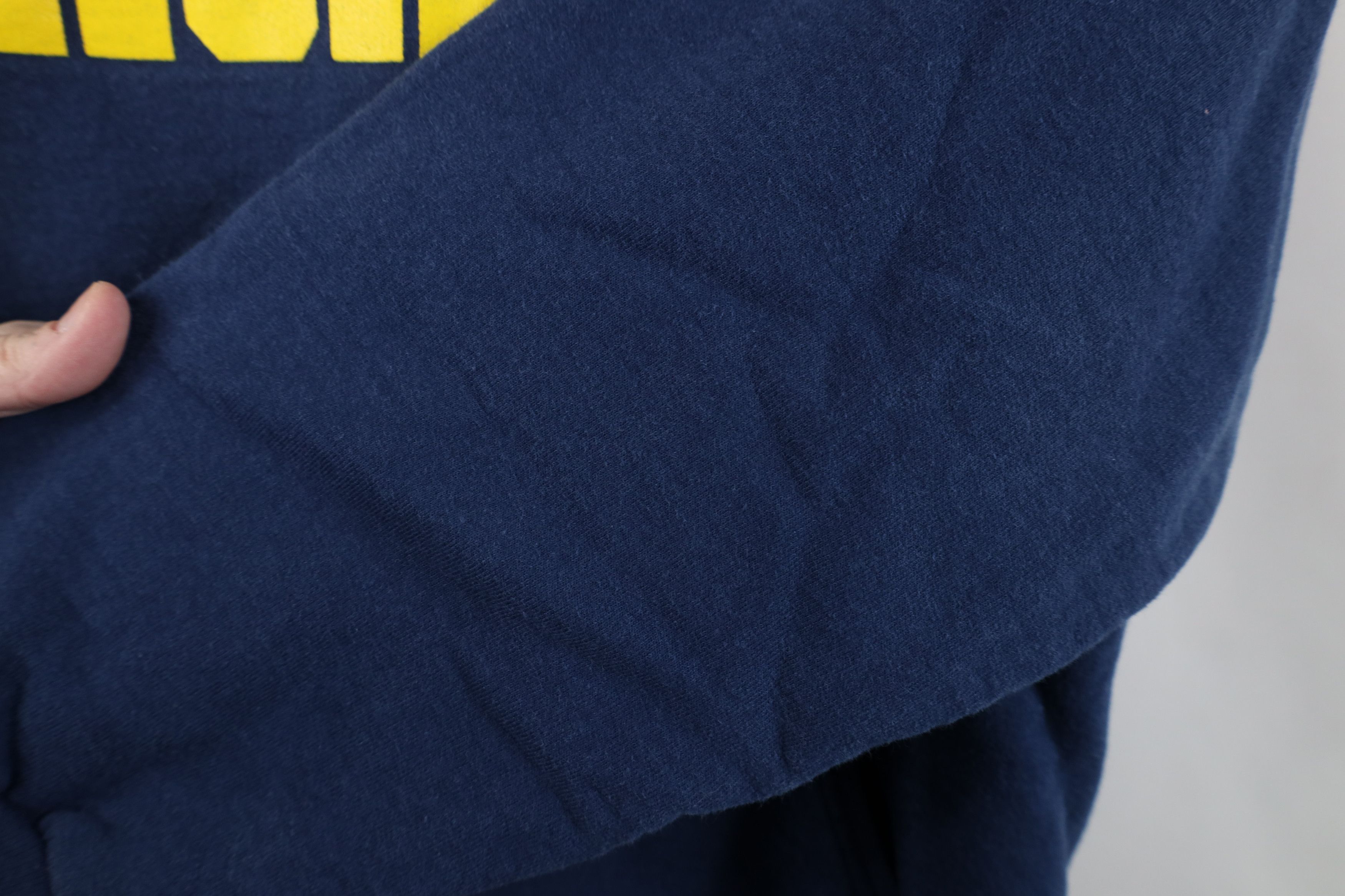 Vintage Vintage 90s Heavyweight University of Michigan Sweatshirt Size S / US 4 / IT 40 - 8 Thumbnail