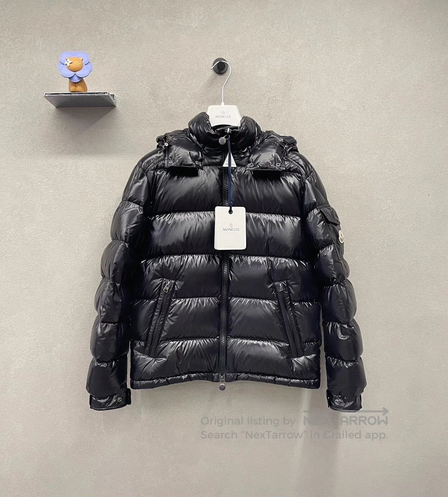 Moncler sleek black Moncler Maya down jacket. Size US L / EU 52-54 / 3 - 1 Thumbnail