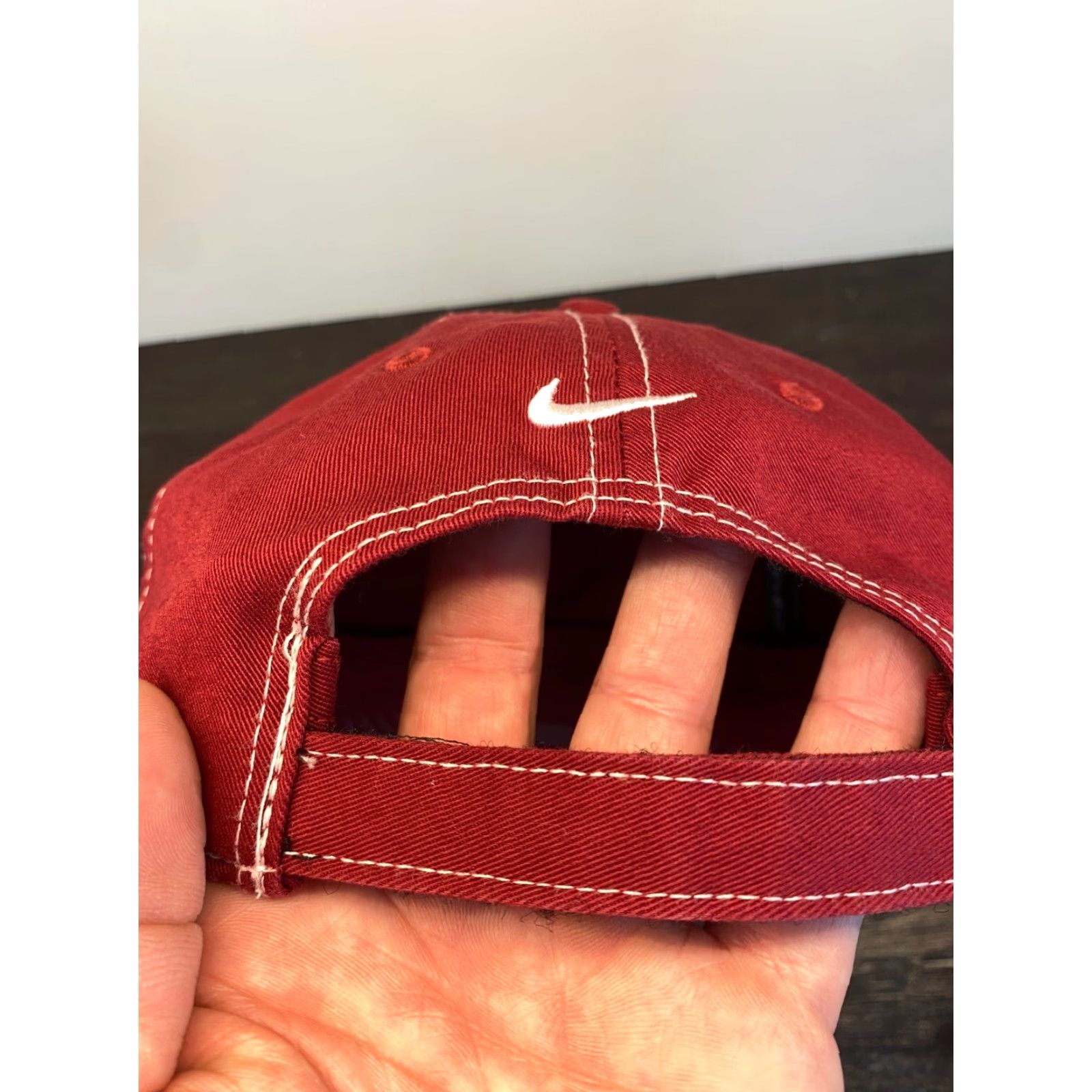 Nike VINTAGE Nike Golf Hat Cap Mens One Size Red Cotton Twill Adjustable Sports Cap Size ONE SIZE - 5 Thumbnail