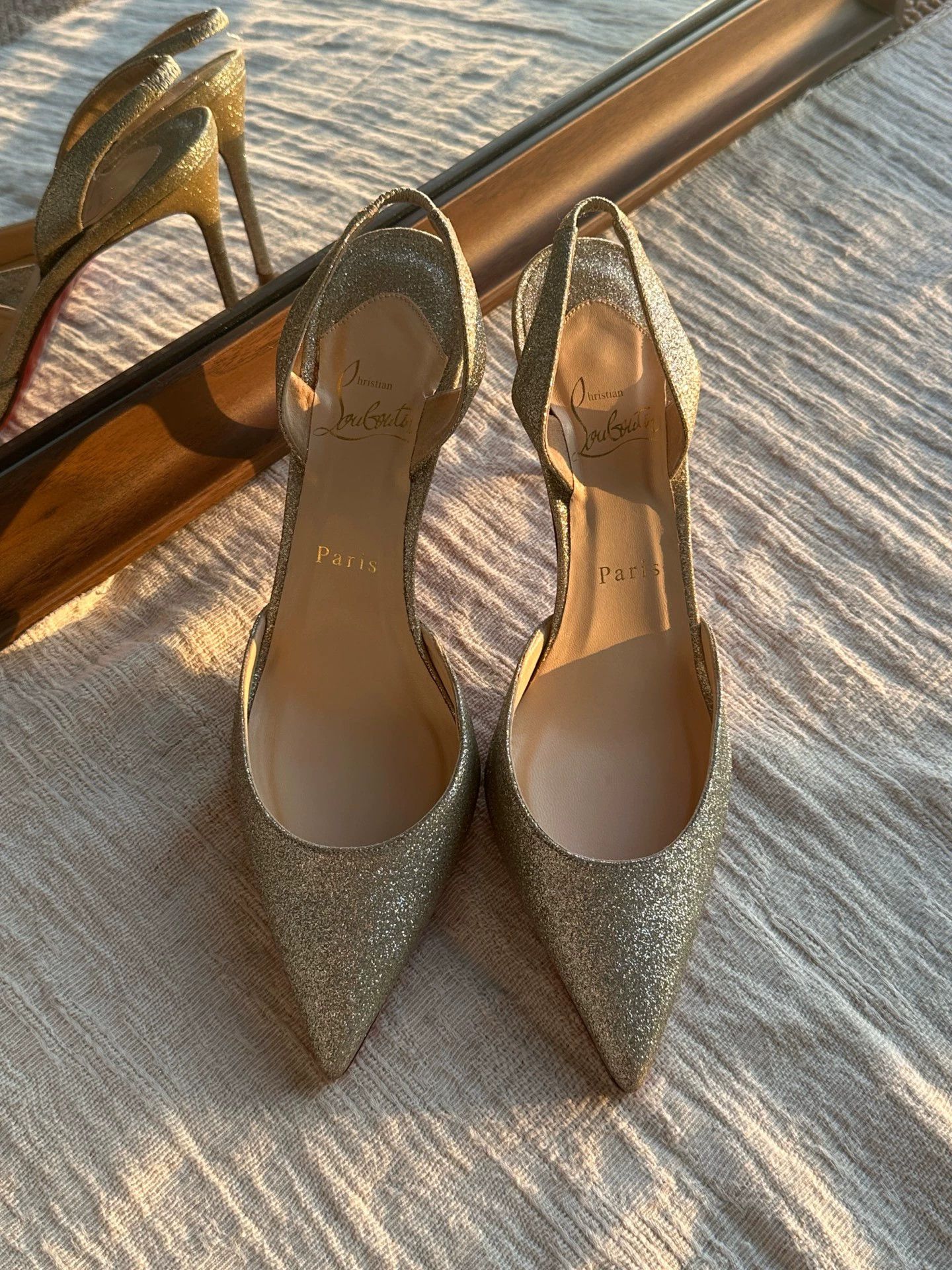 Christian Louboutin Christian Louboutin Sequin Red Sole Heels Gold 37.5 Size US 7.5 / IT 37.5 - 3 Thumbnail