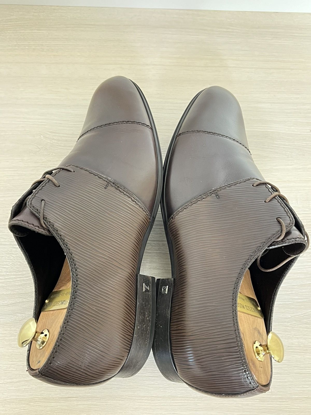 Louis Vuitton Louis Vuitton Epi Leather Cap Toe Derby Shoes Brown Size 10 Size US 10 / EU 43 - 13 Thumbnail