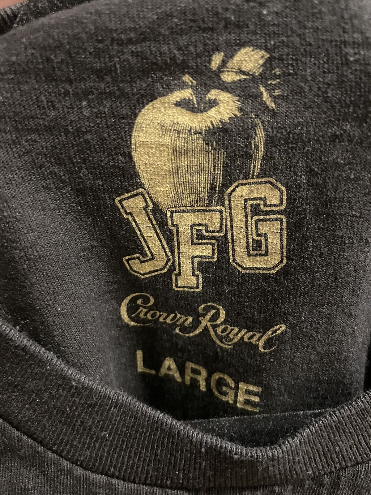 Joe Freshgoods Joe Freshgoods x Crown Royal “ROYAL APPLE T Shirt” Size US L / EU 52-54 / 3 - 2 Thumbnail