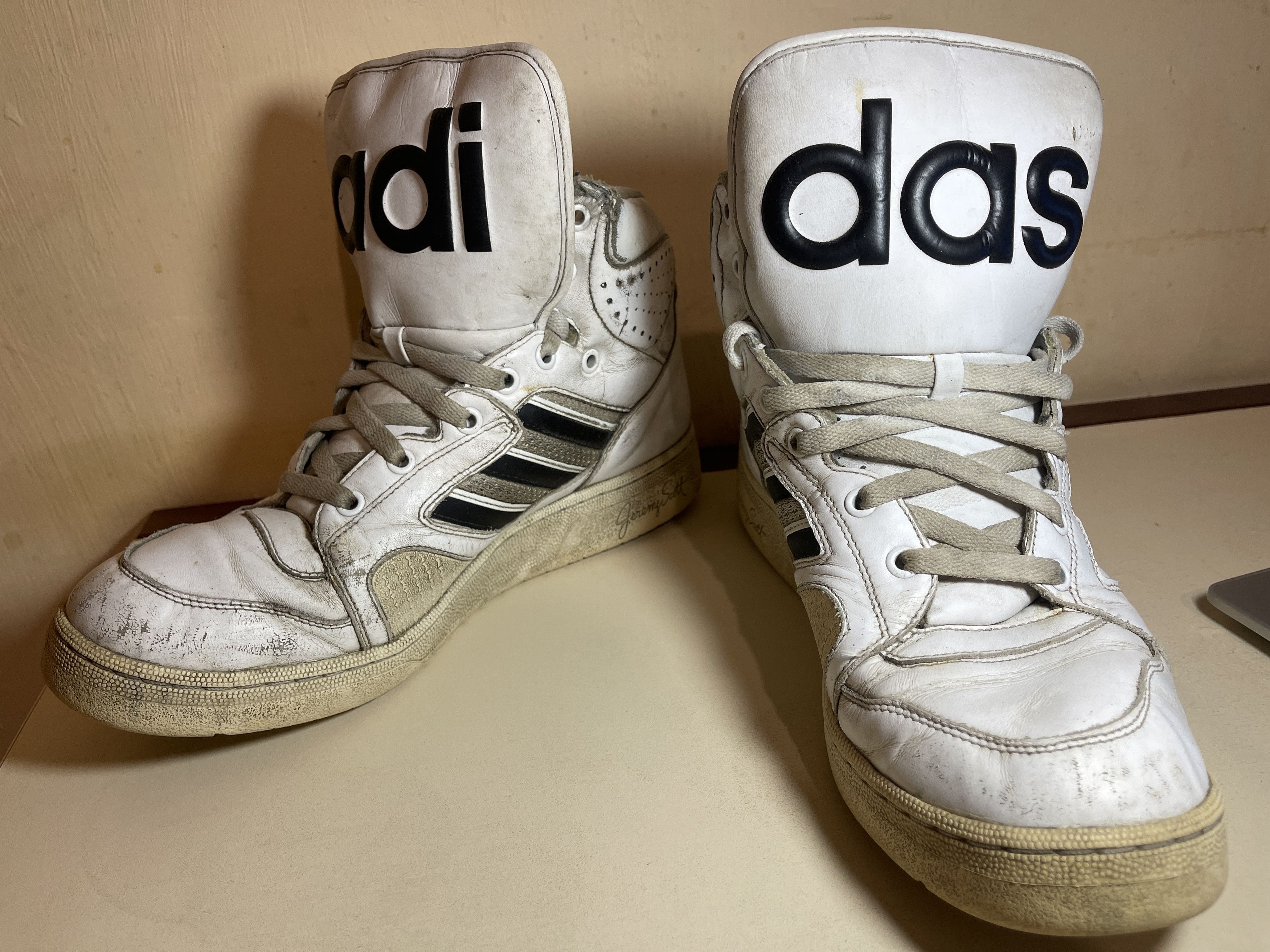 Adidas × Jeremy Scott Adidas sneakers, Jeremy Scott Instinct, Hi Top shoes, V24529 Size US 11.5 / EU 44-45 - 6 Thumbnail