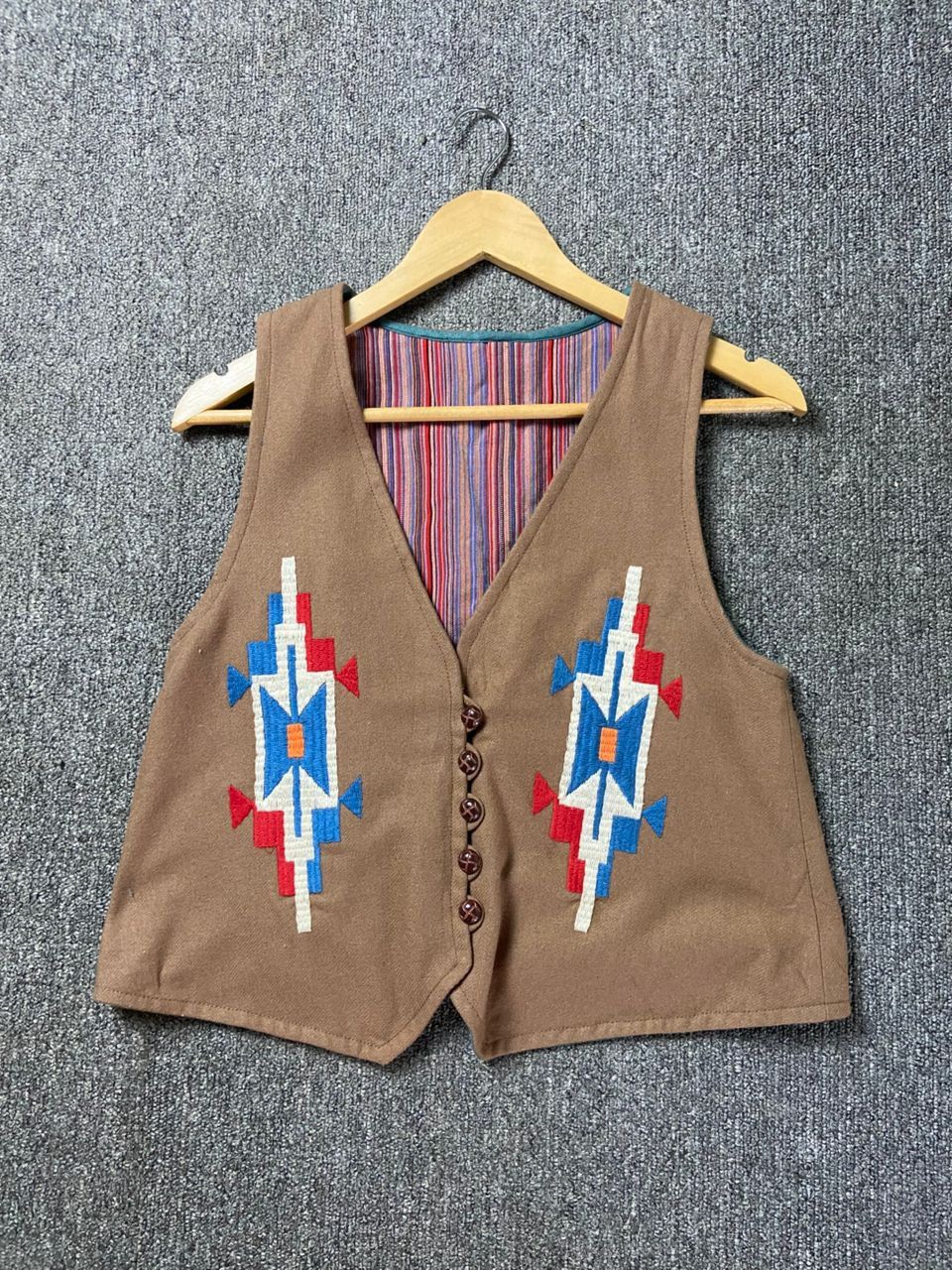 Japanese Brand Pou Dou Dou Brand Embroidery Vest (205) Size US XXS / EU 40 - 1 Thumbnail