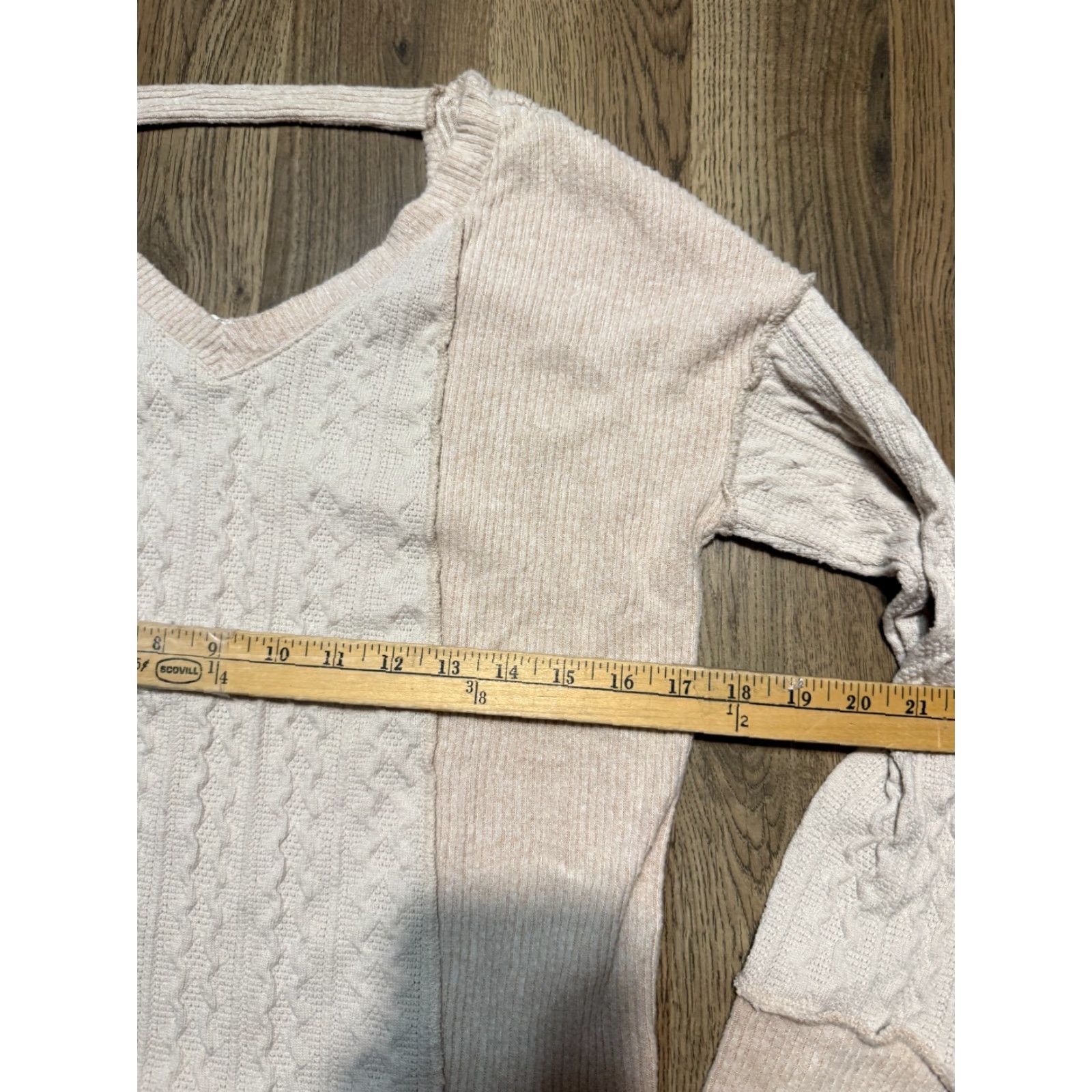 Vintage Maurices Shirt Womens Size Small Light Pink Long Sleeve V-Neck Knit Shirt Size S / US 4 / IT 40 - 5 Thumbnail