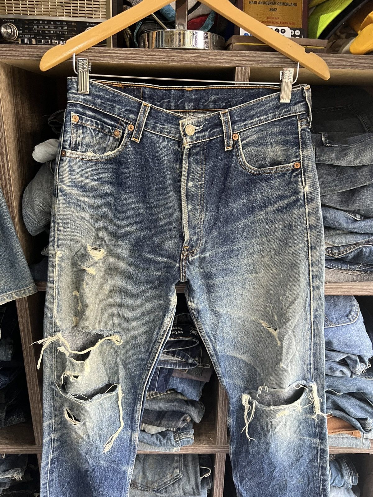 Levi's 🔥Thrash Vintage Levis 501 Button 553 Distressed Denim Size US 30 / EU 46 - 4 Thumbnail