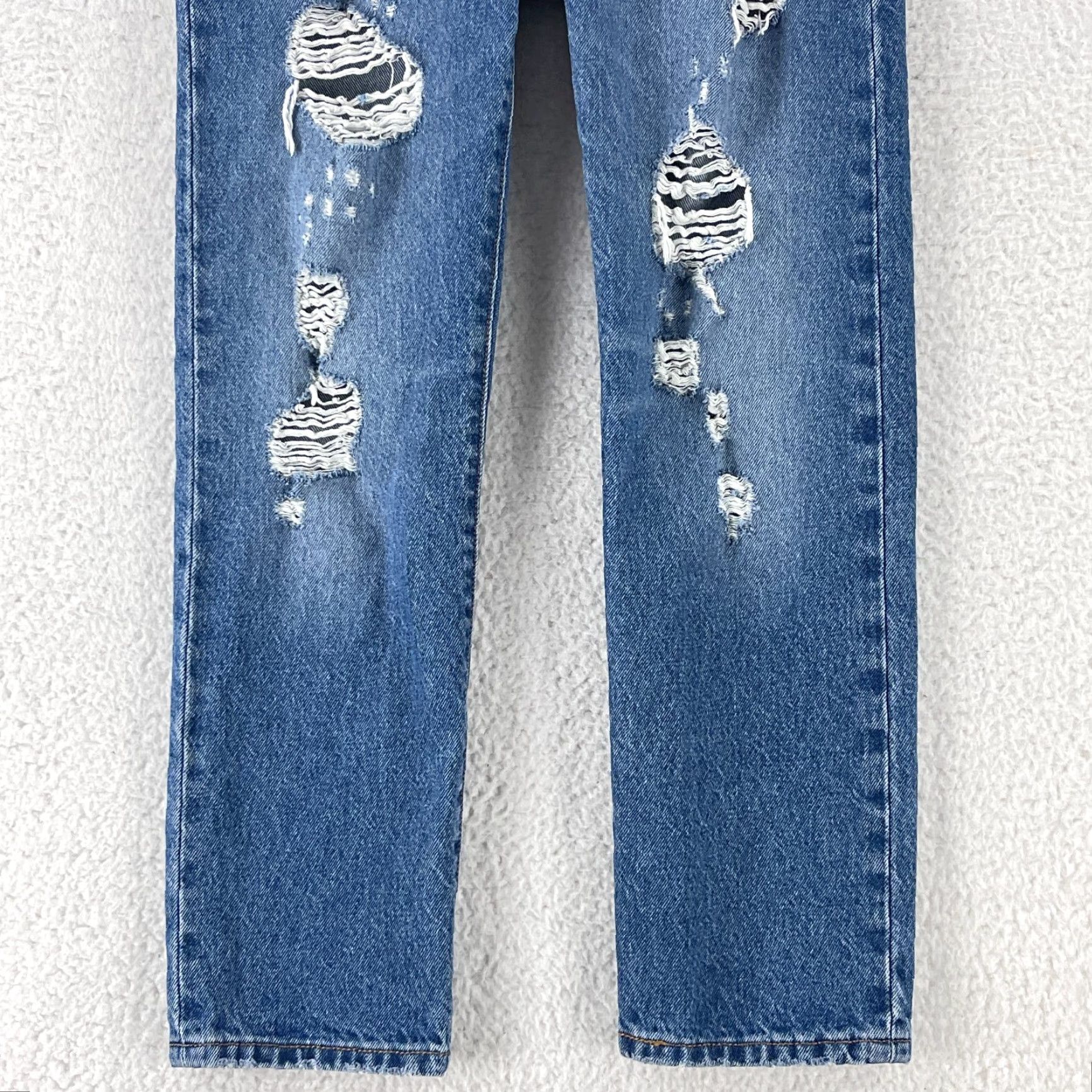Levi's Levi's 501 Jeans Womens Mid-Rise Distressed Straight Blue Denim 25 Regular 5-Pocket Retro 90s USA 100% Cotton Blue Denim Vintage: No Size 42" / US 20 - 3 Thumbnail