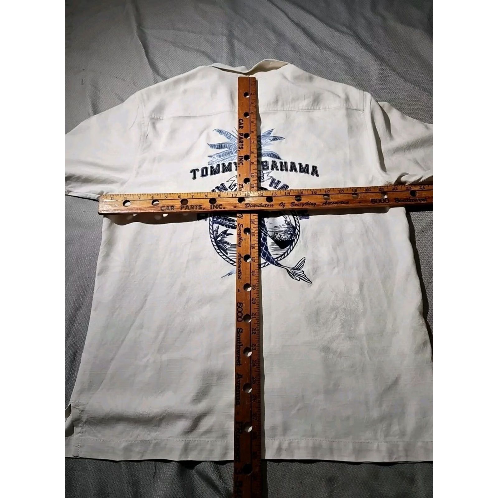Tommy Bahama VINTAGE Tommy Bahama Camp Shirt Mens L Down The Hatch Embroidered Panelback Silk Size US L / EU 52-54 / 3 - 5 Thumbnail
