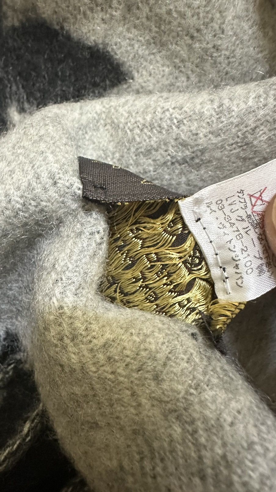 Louis Vuitton Louis Vuitton Reykjavik CASHMERE Scarf / Muffler Size ONE SIZE - 10 Thumbnail