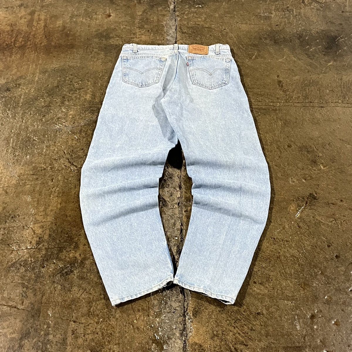 Levi's × Vintage Crazy Vintage 90s Levi's 550 Faded Light Wash Skater Jeans Size US 36 / EU 52 - 1 Thumbnail