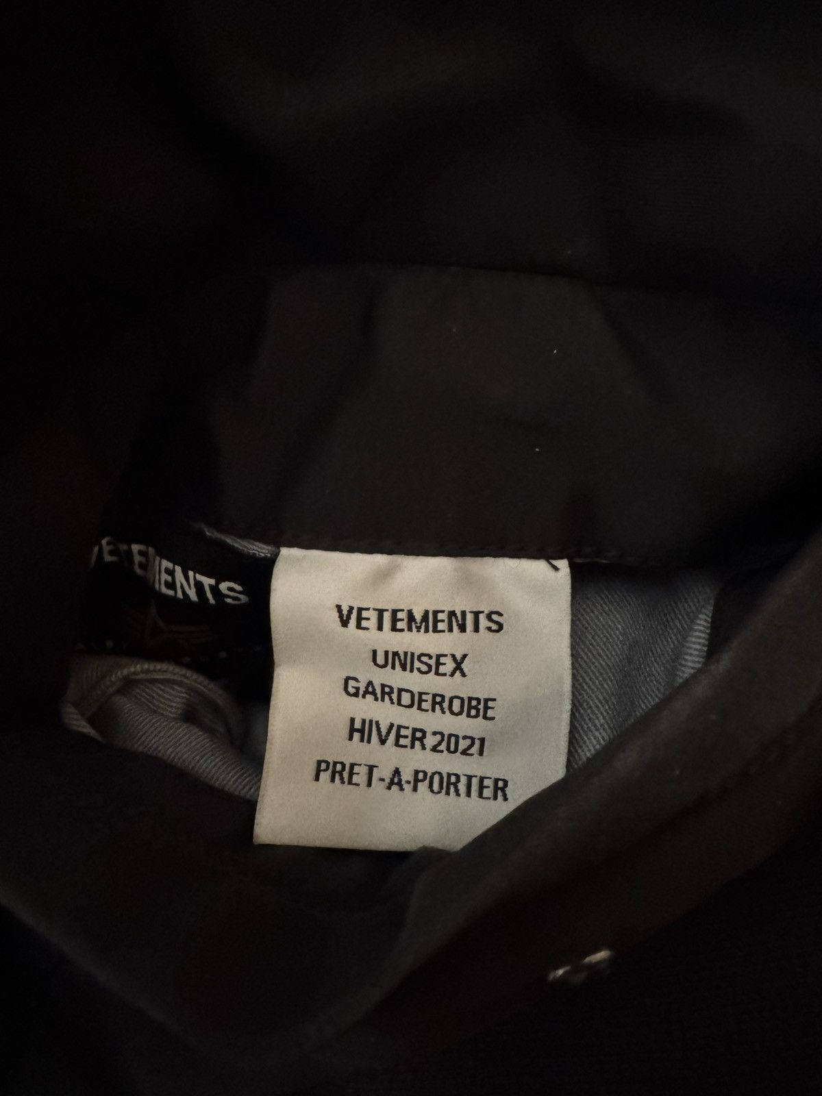 Alpha Industries × Vetements Vetements AW21 Reversible Cropped Bomber Jacket Size US XS / EU 42 / 0 - 5 Thumbnail