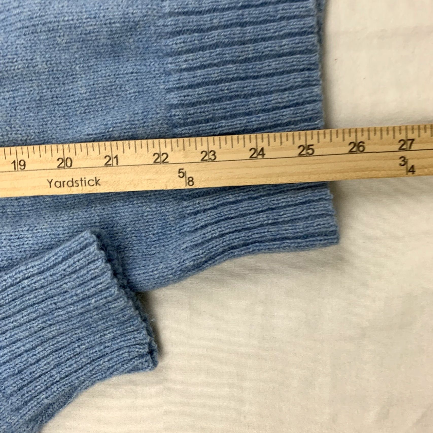 Vintage VINTAGE Puritan Sweater Men Adult Medium Blue Knit Pullover V-Neck Wool Blend 90s Size US M / EU 48-50 / 2 - 5 Thumbnail