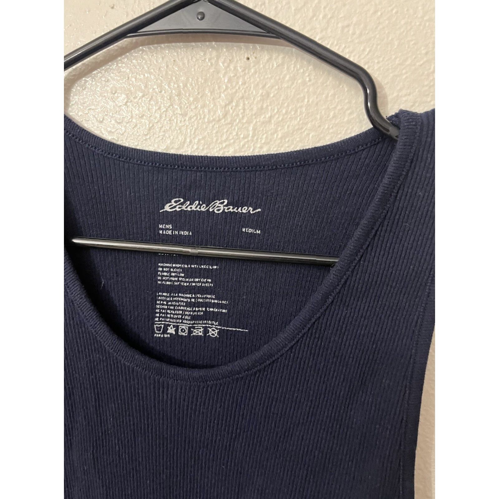 Eddie Bauer VINTAGE Eddie Bauer Men Shirt Adult Medium Navy Blue Cotton Tank/Basic Tee M Navy Mens Size US M / EU 48-50 / 2 - 2 Thumbnail