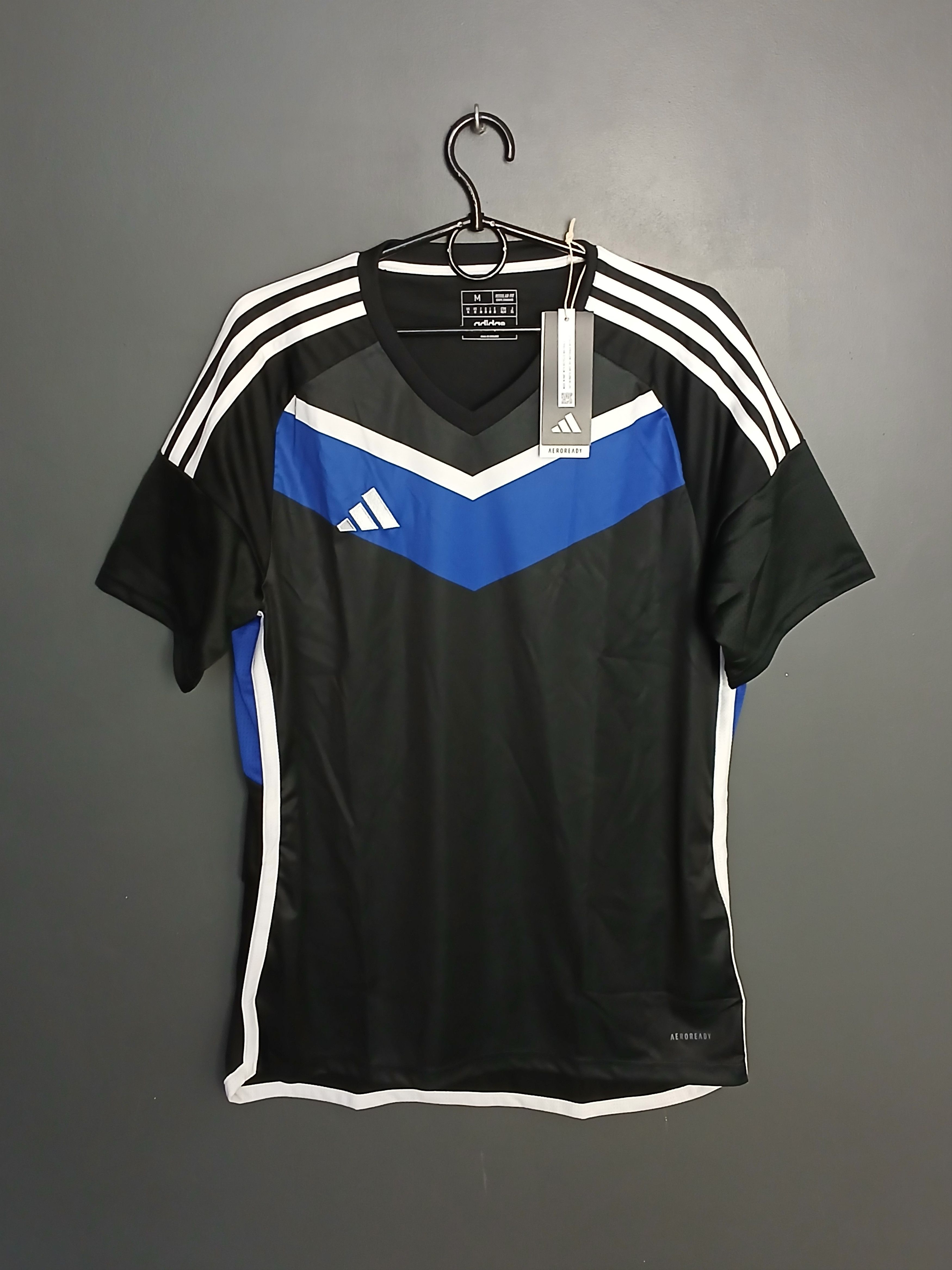 Adidas New Adidas T-Shirt Size US M / EU 48-50 / 2 - 1 Thumbnail