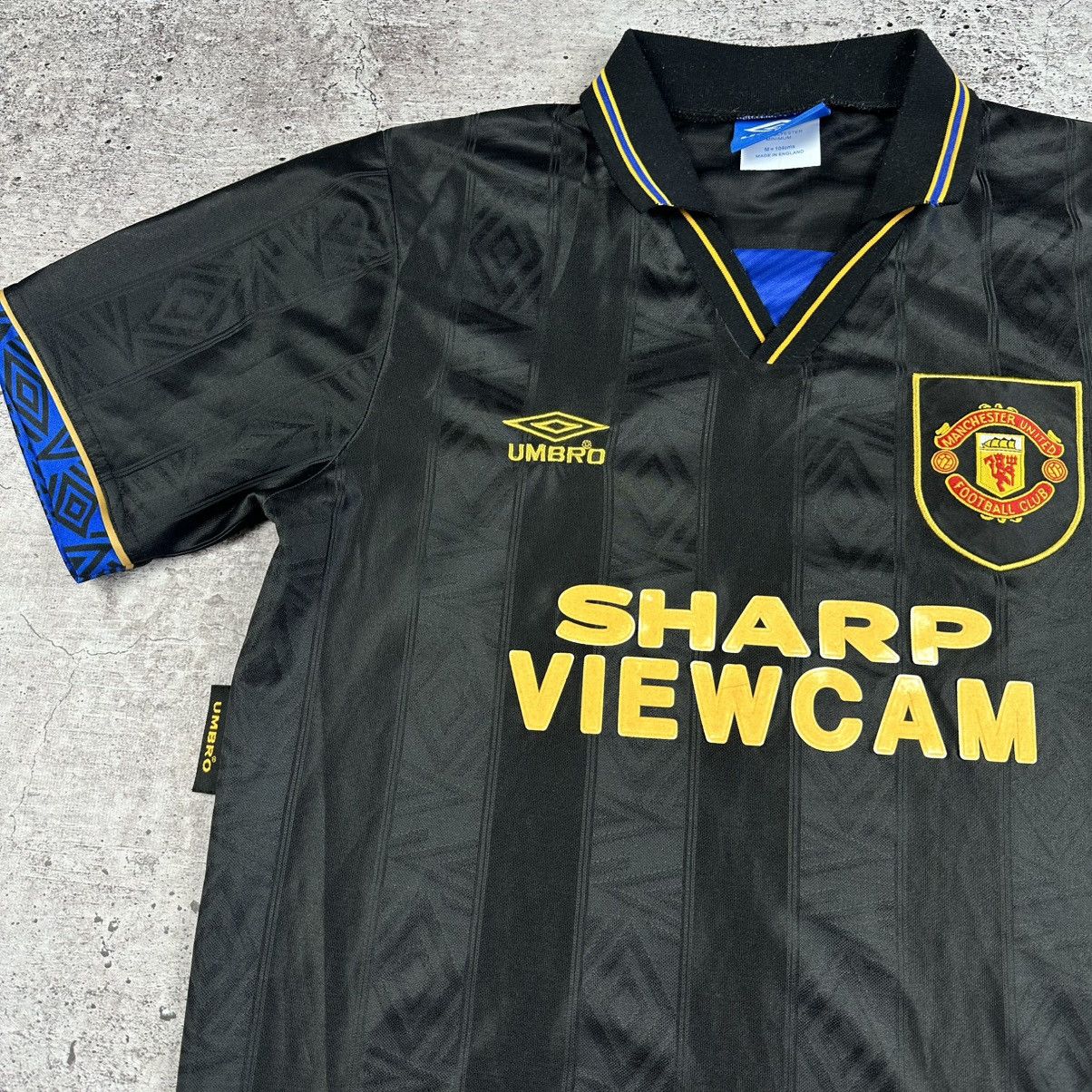 Umbro 1993/94 Umbro Manchester United Eric Cantona Soccer Jersey Size US M / EU 48-50 / 2 - 7 Thumbnail