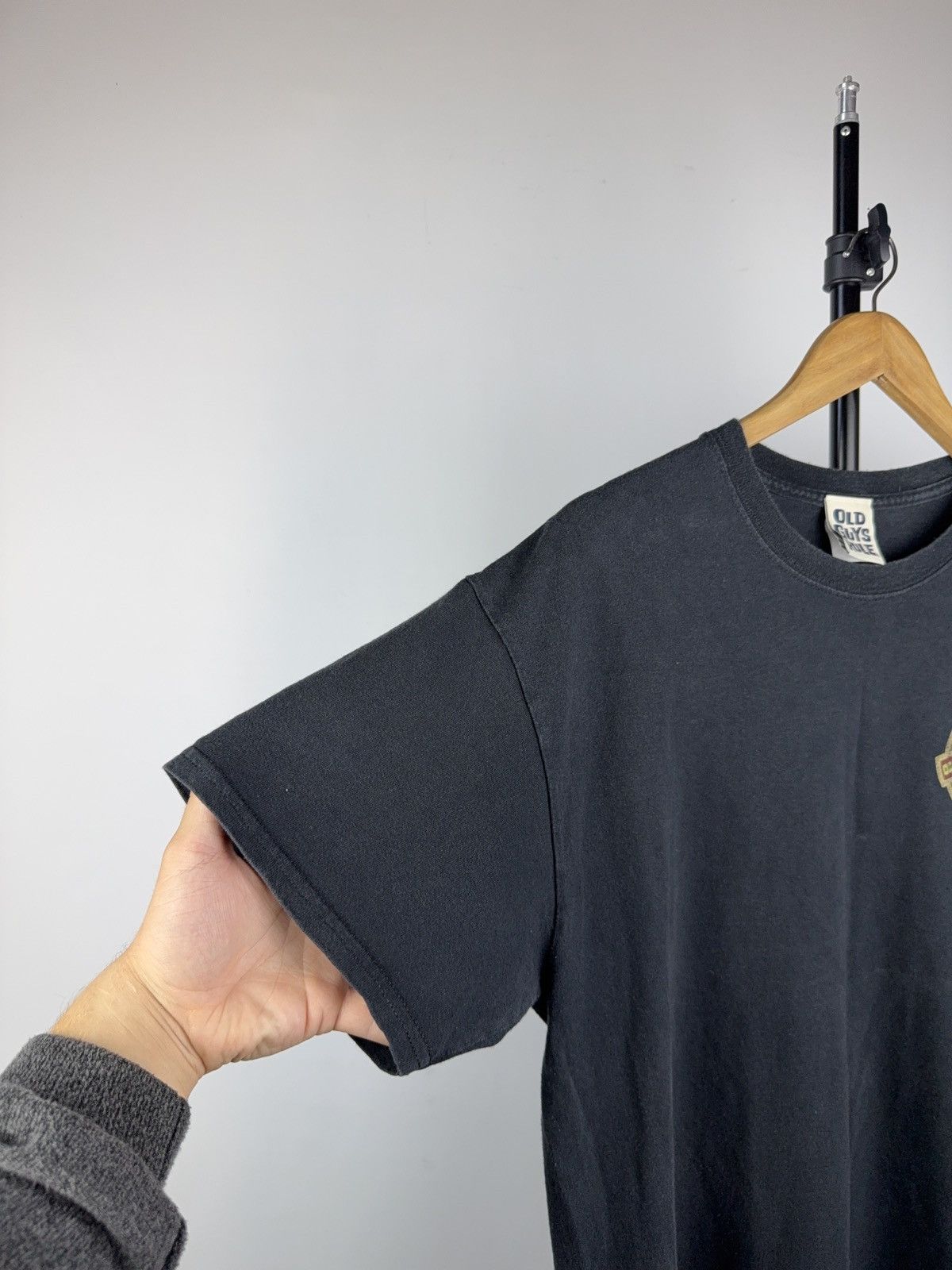 Vintage Vintage 00s Old Guys Rule “Aged to Perfection” Tee Shirt Size US L / EU 52-54 / 3 - 7 Thumbnail