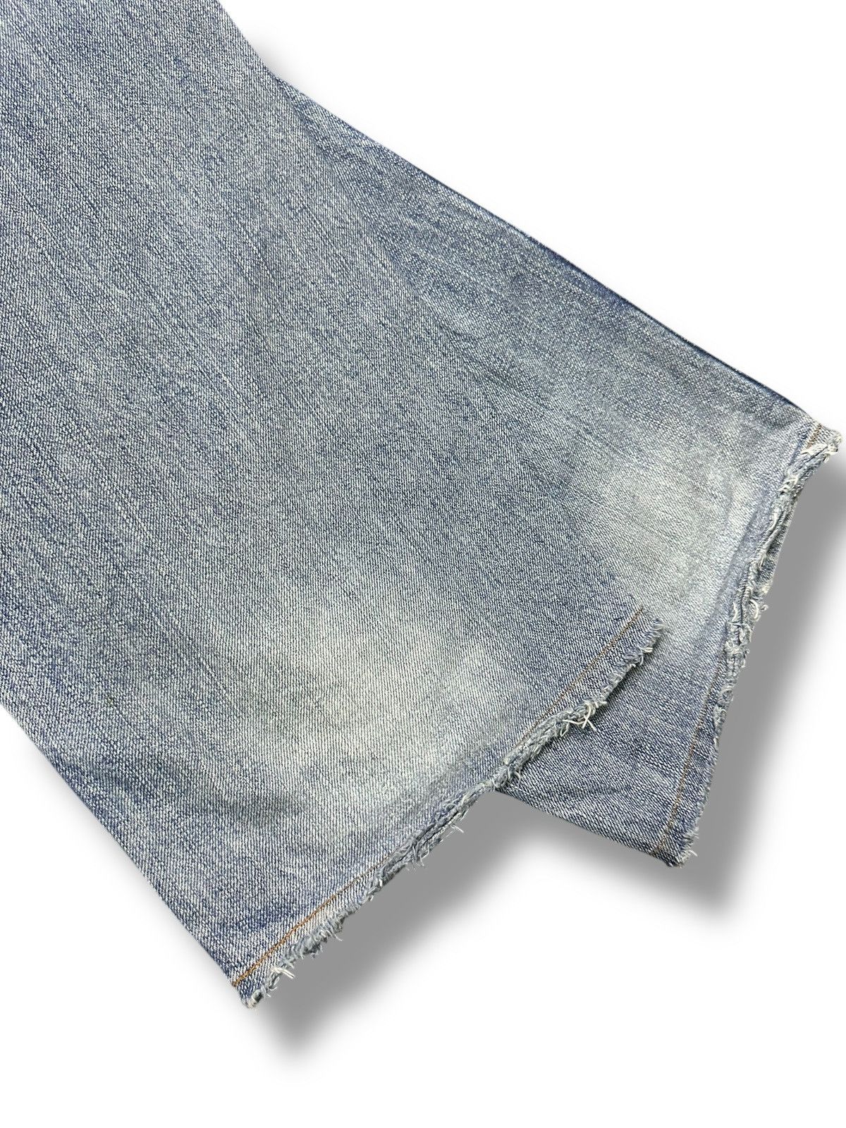 Levi's Vintage Levi’s 502 Distressed Straight Fit Denim Faded Wash Size US 36 / EU 52 - 17 Thumbnail