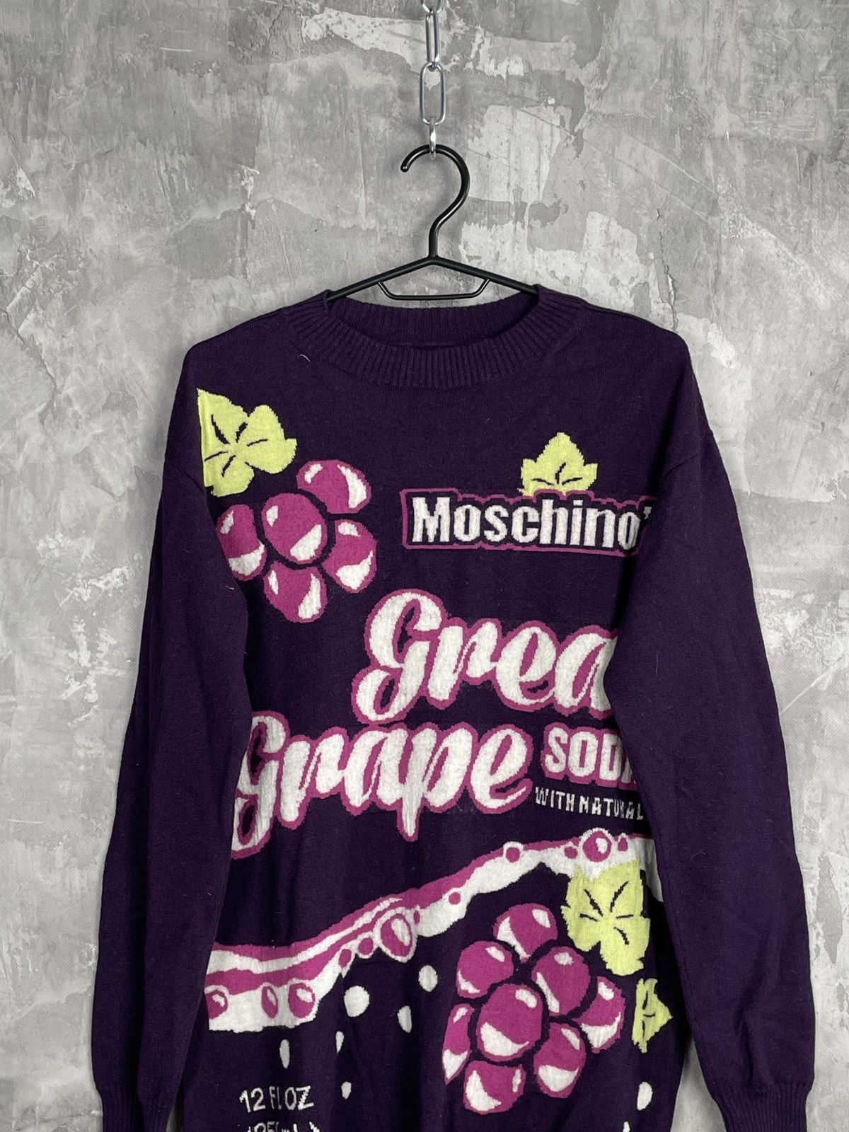 Moschino Vintage Moschino Glamour Overprint Sweater Crew Neck Size L / US 10 / IT 46 - 2 Thumbnail