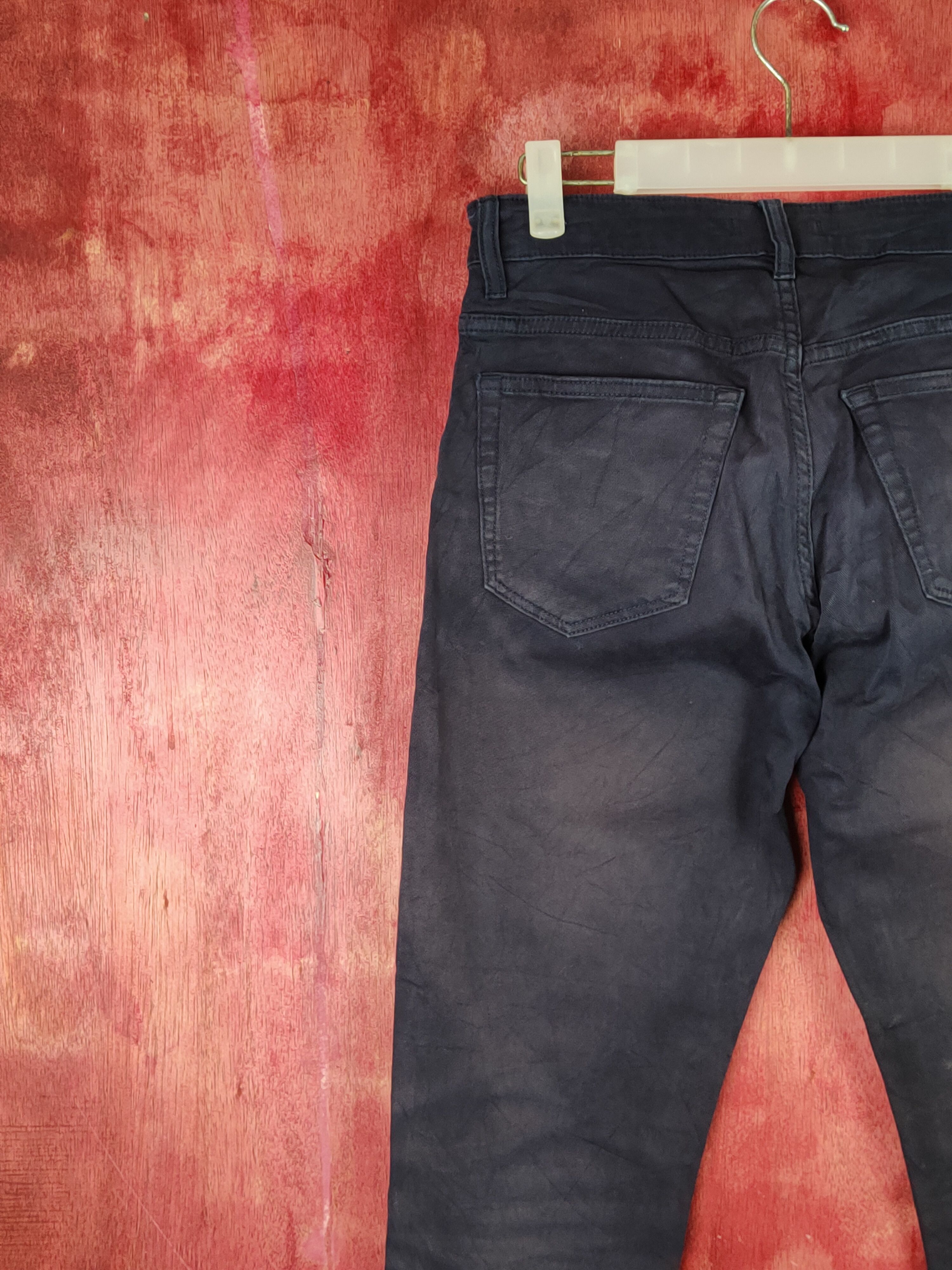 Japanese Brand Uniqlo Dark Blue faded Multipocket Soft Jeans #S1409 Size US 29 - 8 Thumbnail