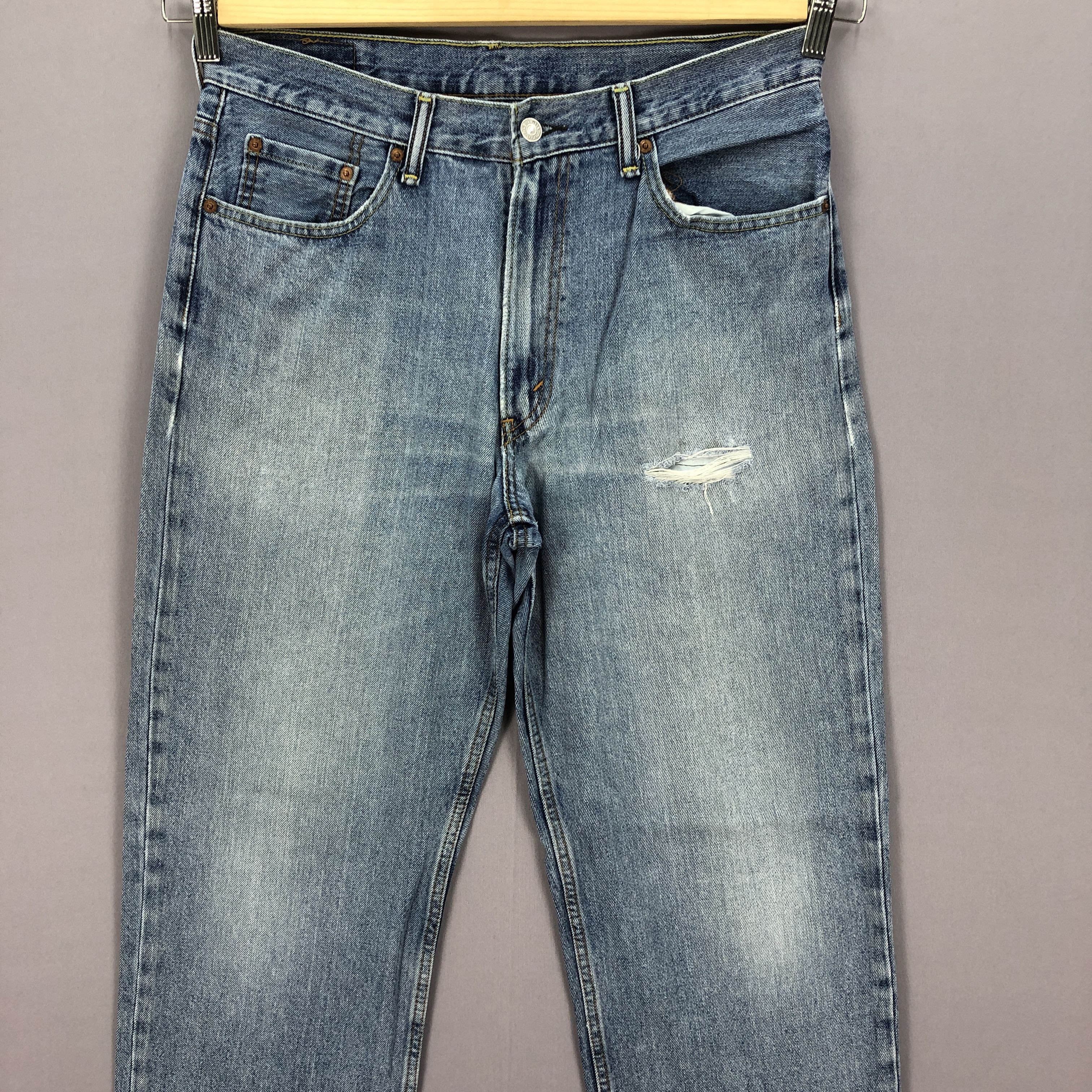 Levi's Vintage Levis 550 Ripped Jeans Levi's Light Wahs Faded Denim Size US 32 / EU 48 - 3 Thumbnail