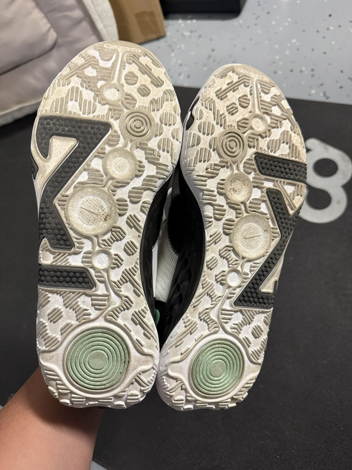 Nike Nike PG 6 Size US 9.5 / EU 42-43 - 5 Thumbnail