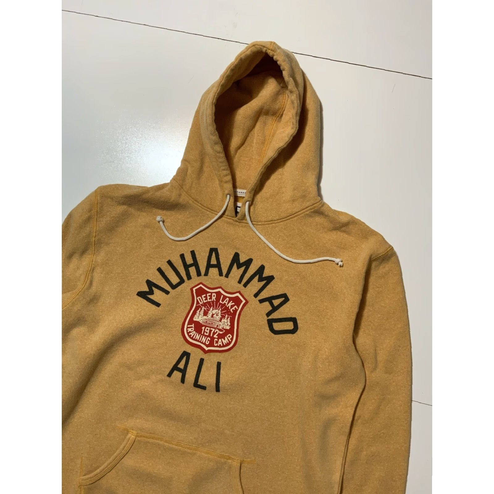 Roots VINTAGE Roots Of Fight Muhammad Ali Float Like Butterfly Sting Like Bee Boxing Hoodie XL Yellow Mens Size US XL / EU 56 / 4 - 3 Thumbnail