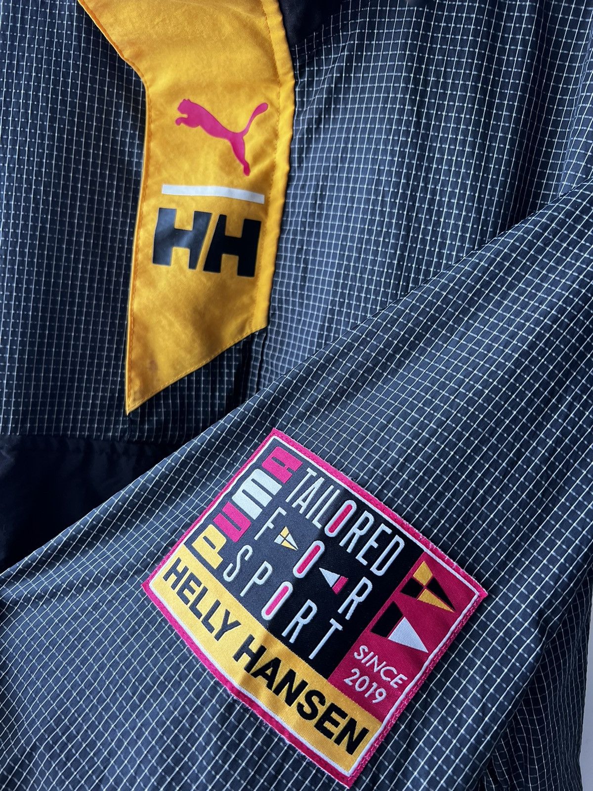 Helly Hansen × Puma Puma x Helly Hansen Black Pullover Jacket Size US S / EU 44-46 / 1 - 5 Thumbnail