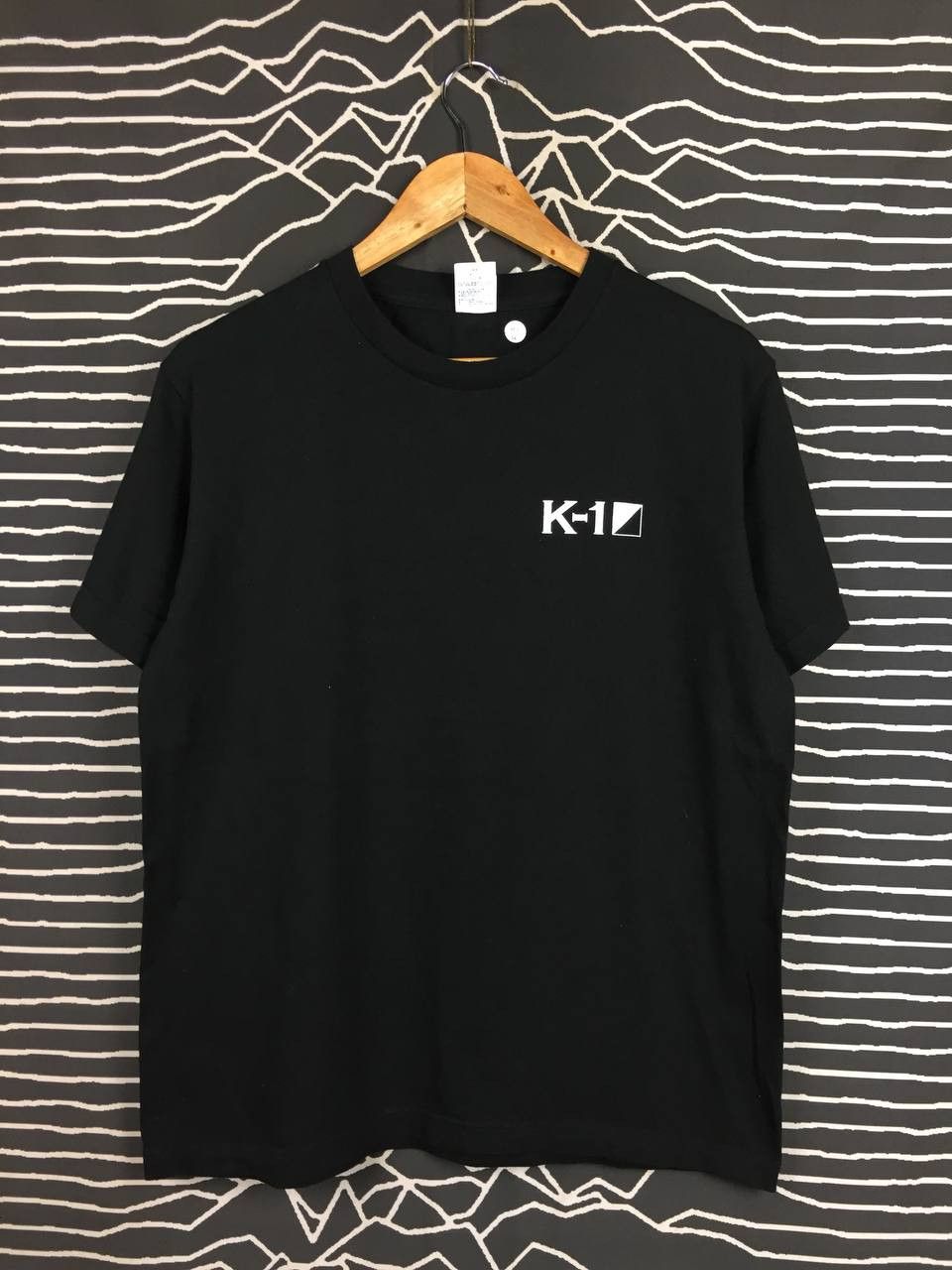 UFC K-1 World GP Kickboxing Who is The Best Promo Tee Size US M / EU 48-50 / 2 - 5 Thumbnail