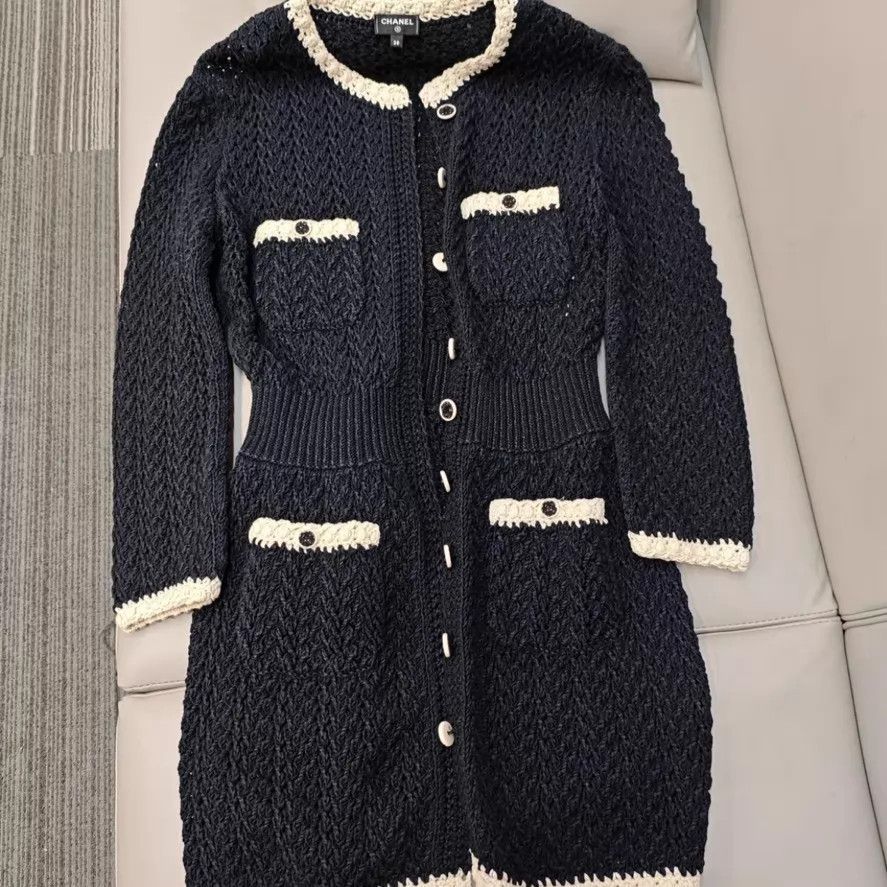 Chanel Chanel women's dress Size S / US 4 / IT 40 - 1 Thumbnail