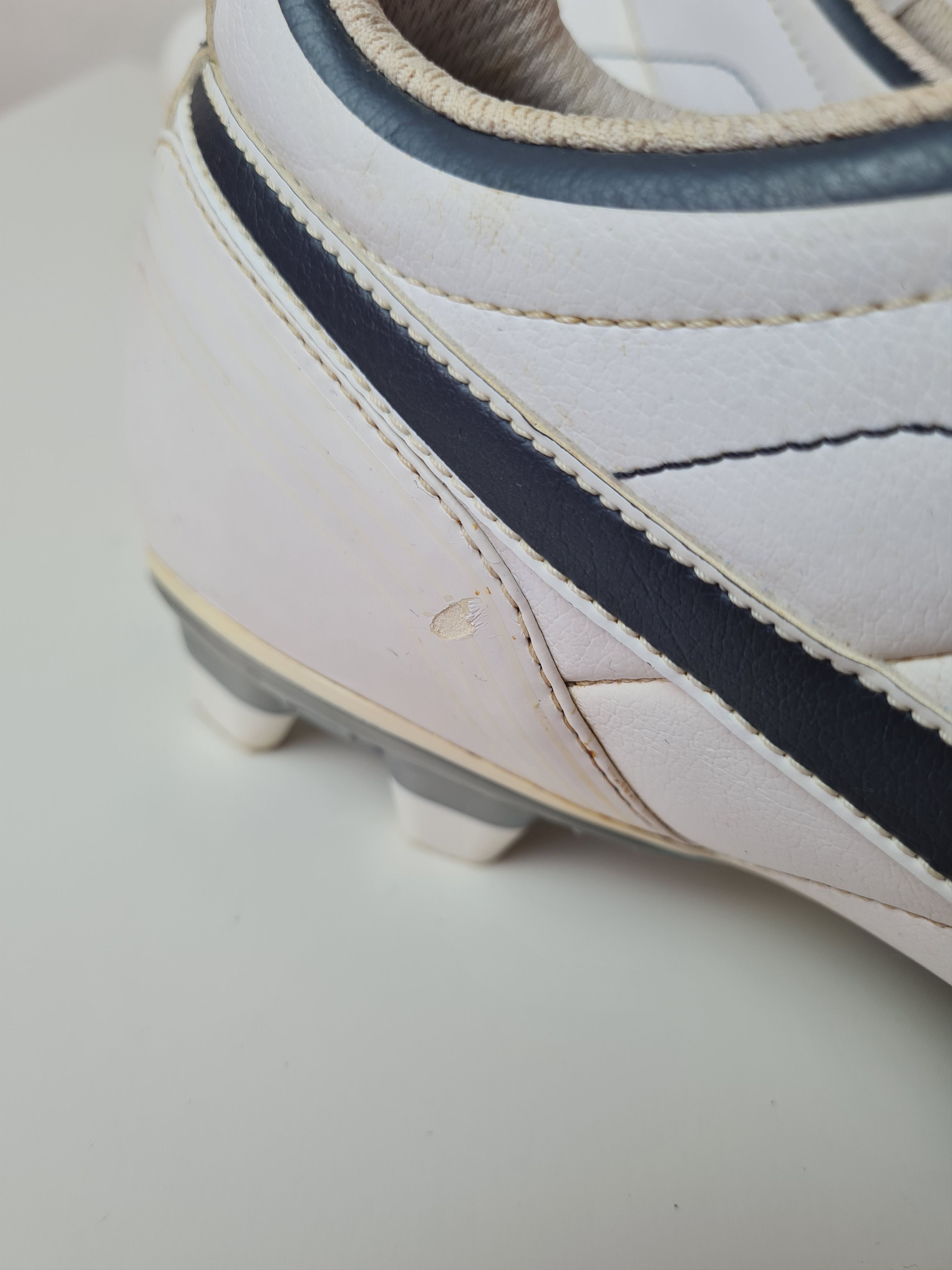Nike Vintage Nike Tiempo Natural VT soccer cleats shoes size 44 Size US 11 / EU 44 - 19 Thumbnail