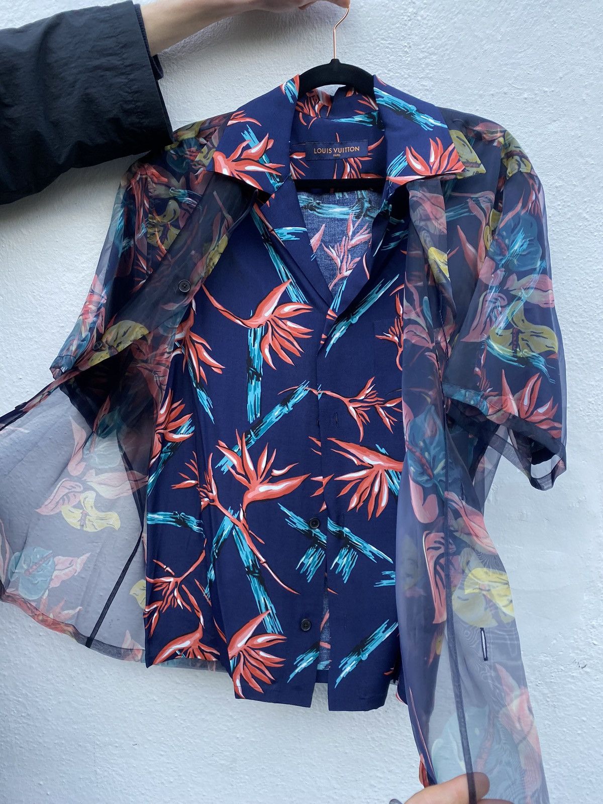 Louis Vuitton Hawaiian Shirt with print Size US M / EU 48-50 / 2 - 6 Thumbnail