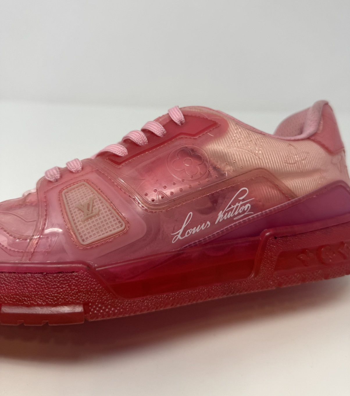 Louis Vuitton Louis Vuitton Clear Fluorescent Pink Trainer Size US 9 / EU 42 - 7 Thumbnail
