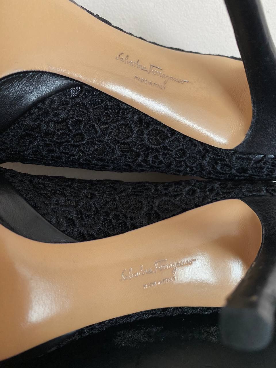 Salvatore Ferragamo Salvatore Ferragamo Heels Black Lace Size US 7.5 / IT 37.5 - 10 Thumbnail