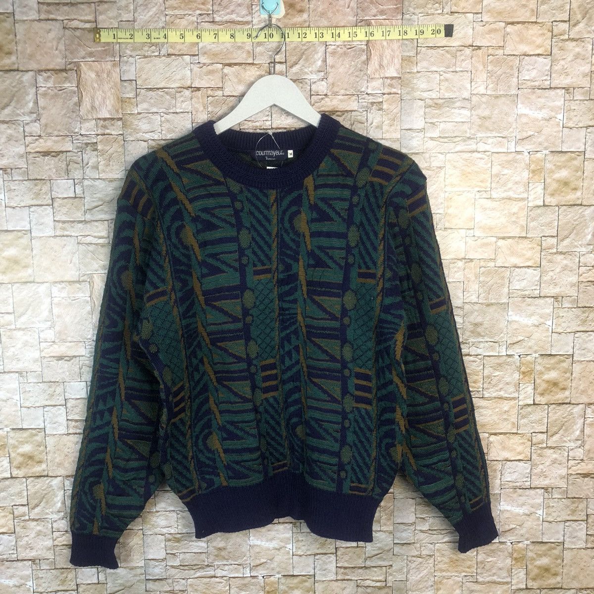 Vintage DL Courmayeur Navajo Japan Motive Knit Sweater #A26 Size M / US 6-8 / IT 42-44 - 1 Thumbnail
