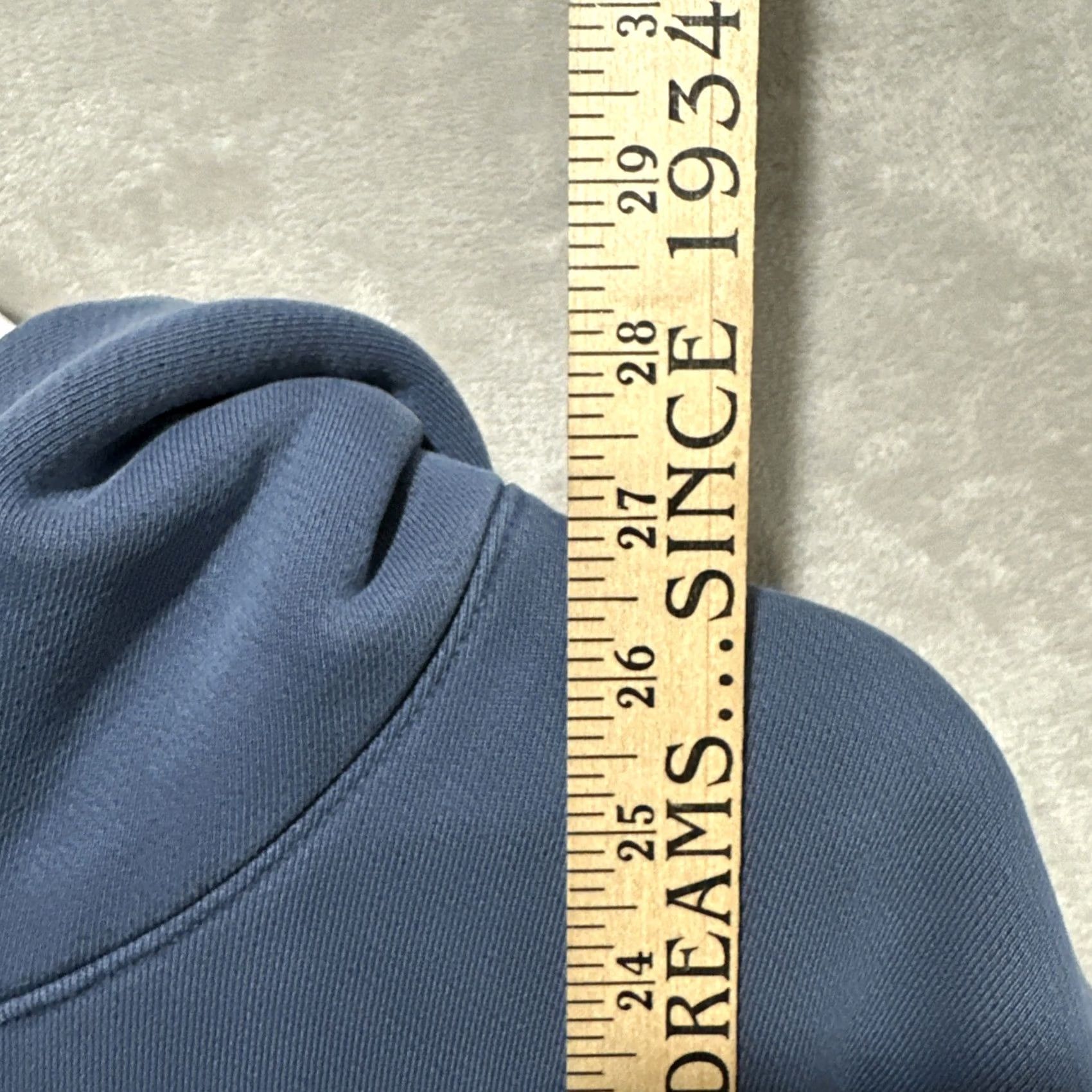 Vintage VINTAGE American Giant Unisex Hoodie Blue M Pullover Long Sleeve Logo Size US M / EU 48-50 / 2 - 7 Thumbnail