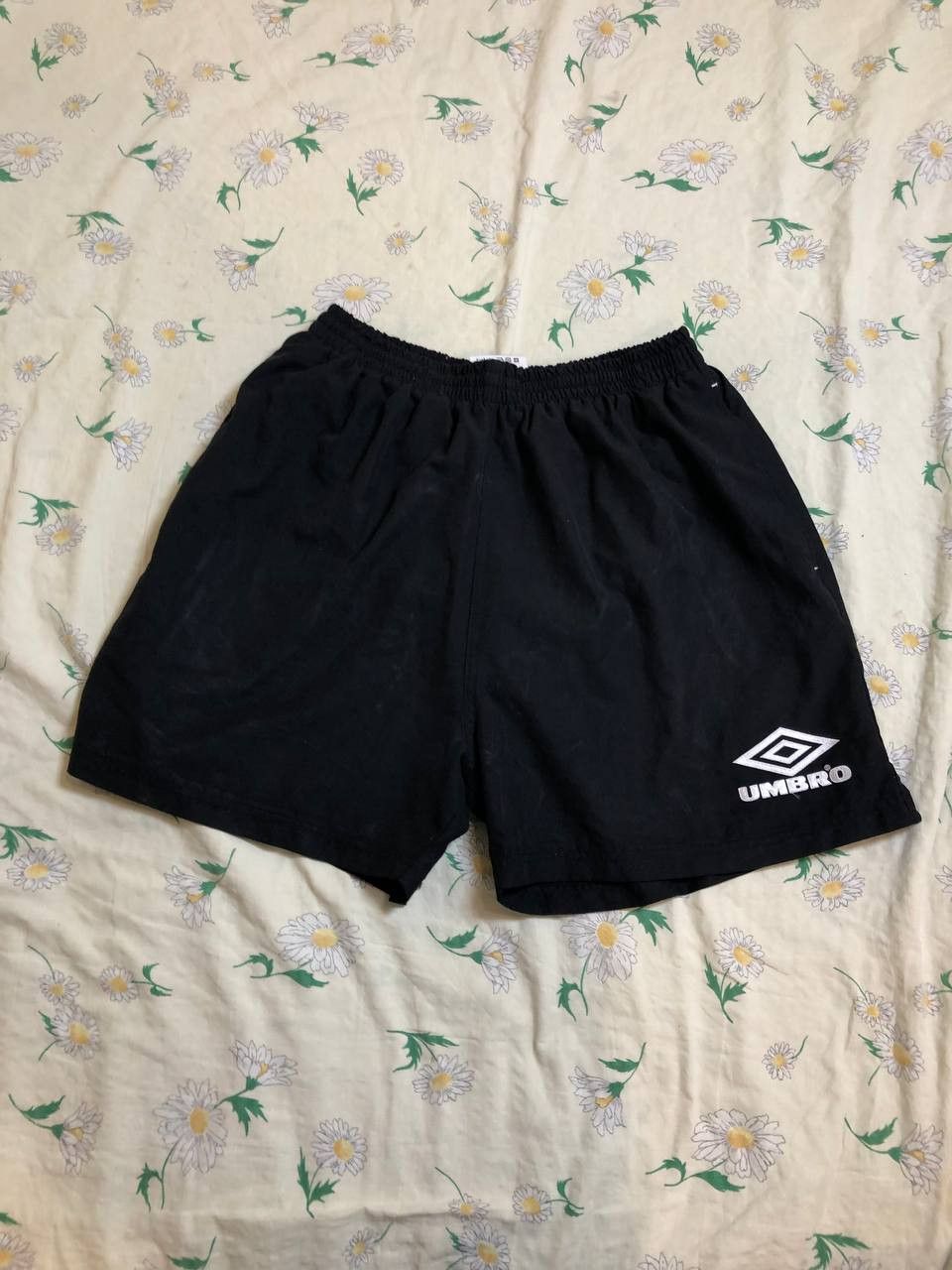 Umbro UMBRO 90s FOOTBALL SOCCER SHORTS BLACK Size US 34 / EU 50 - 1 Thumbnail