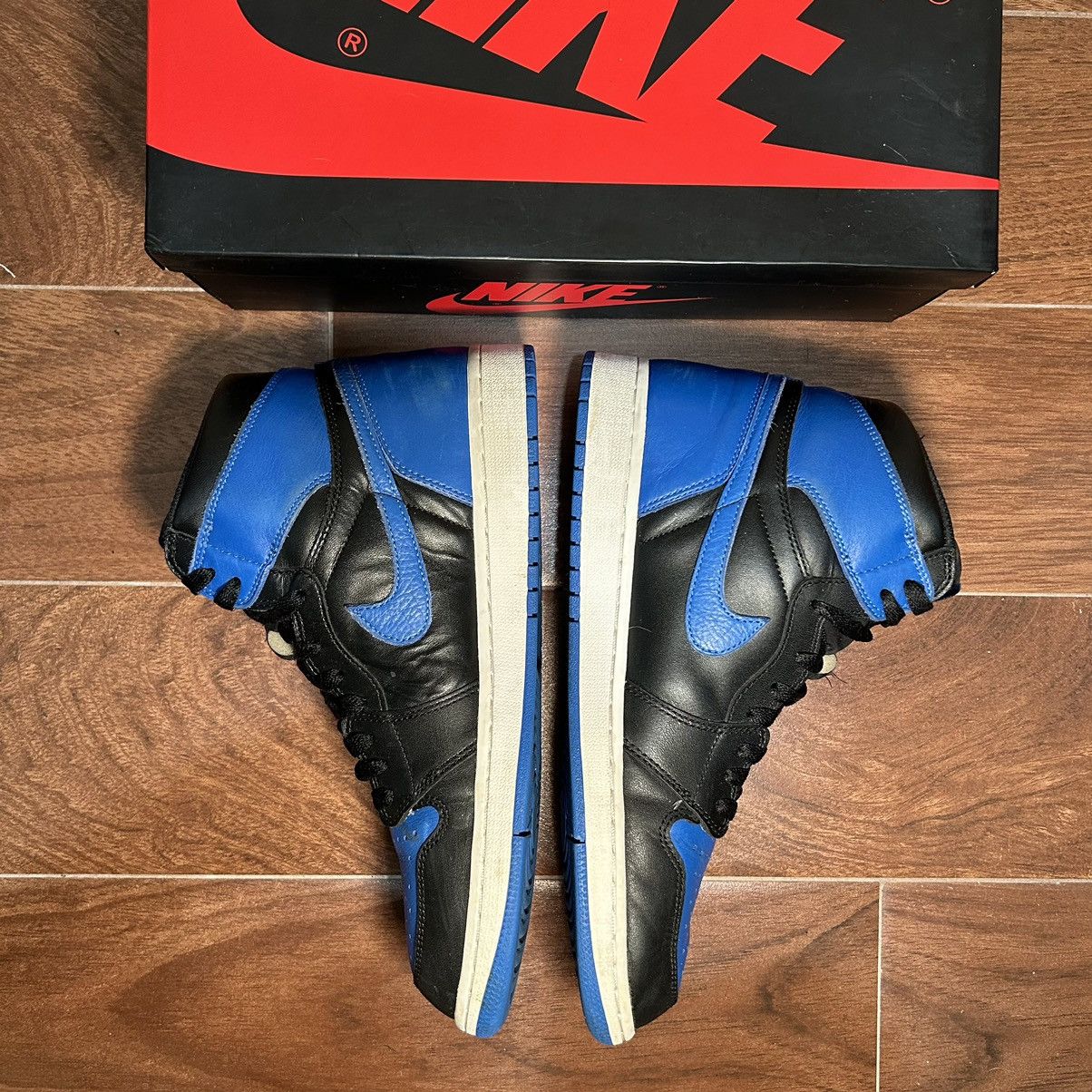 Nike Nike air Jordan 1 royal (2017) Size US 12 / EU 45 - 3 Thumbnail