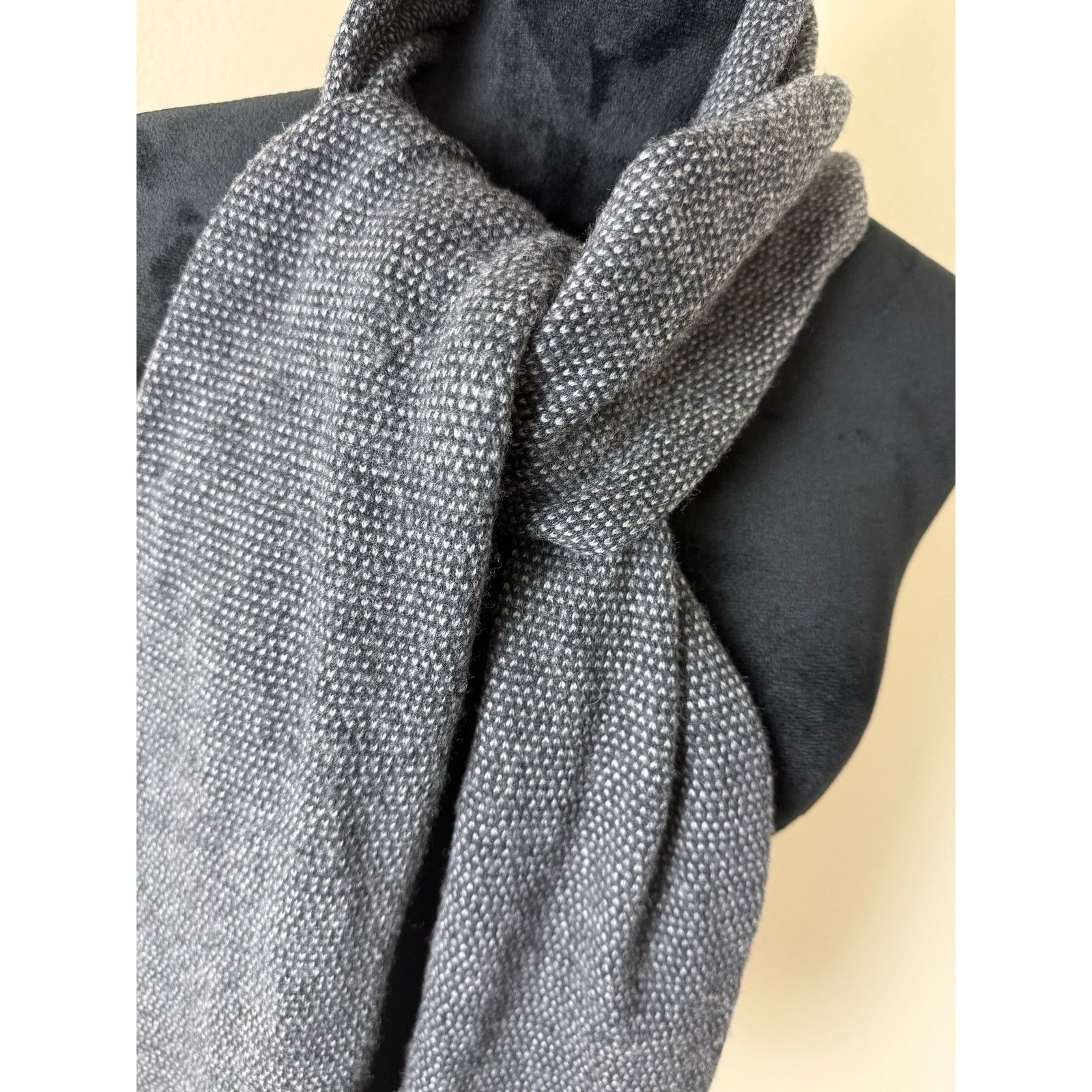 Rails Rails Gray Wool Scarf - One Size - Excellent Condition Size ONE SIZE - 2 Thumbnail